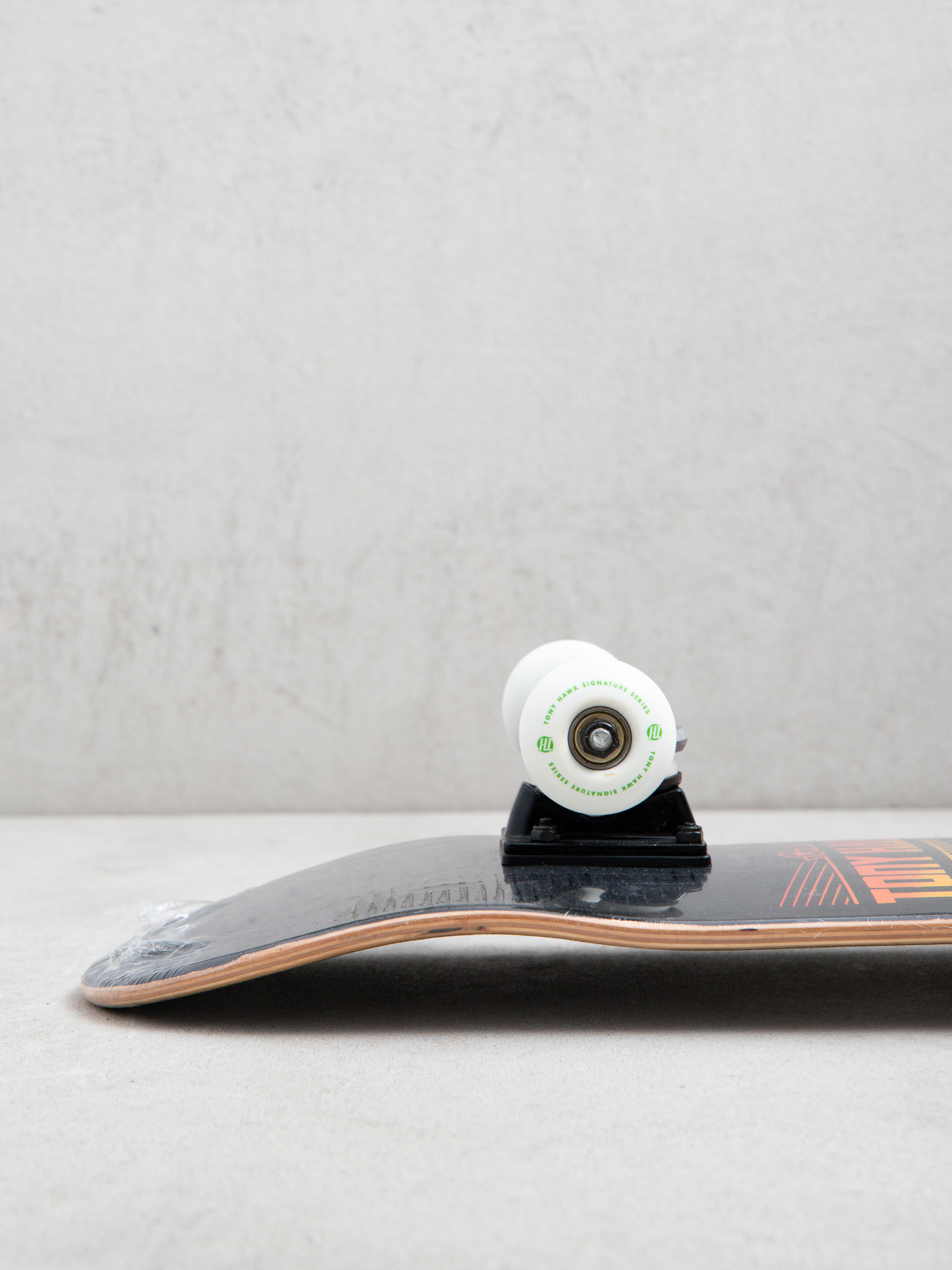 Скейтборд Tony Hawk Stacked Logo (black)