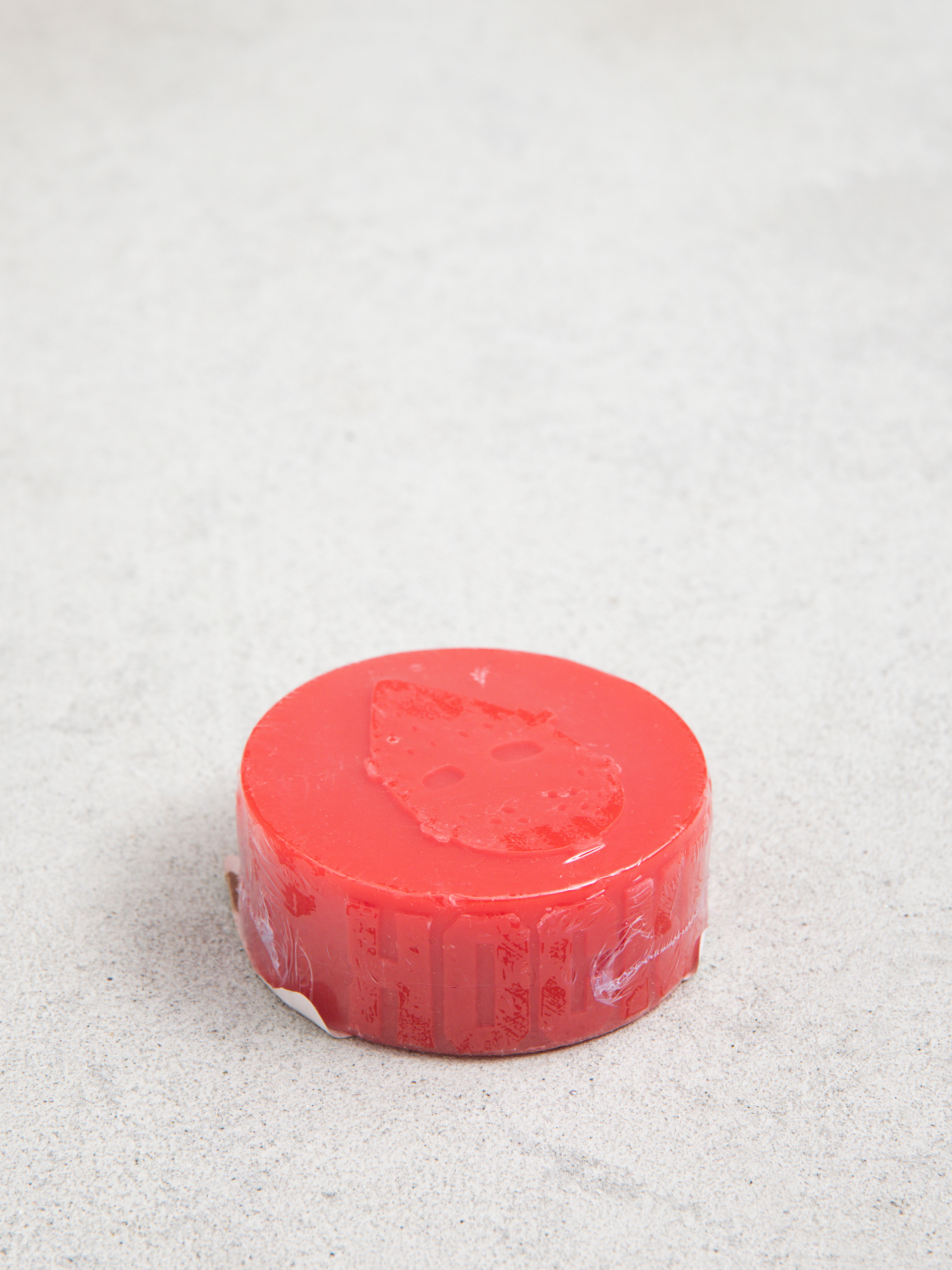 Вакса Hockey Puck (red)