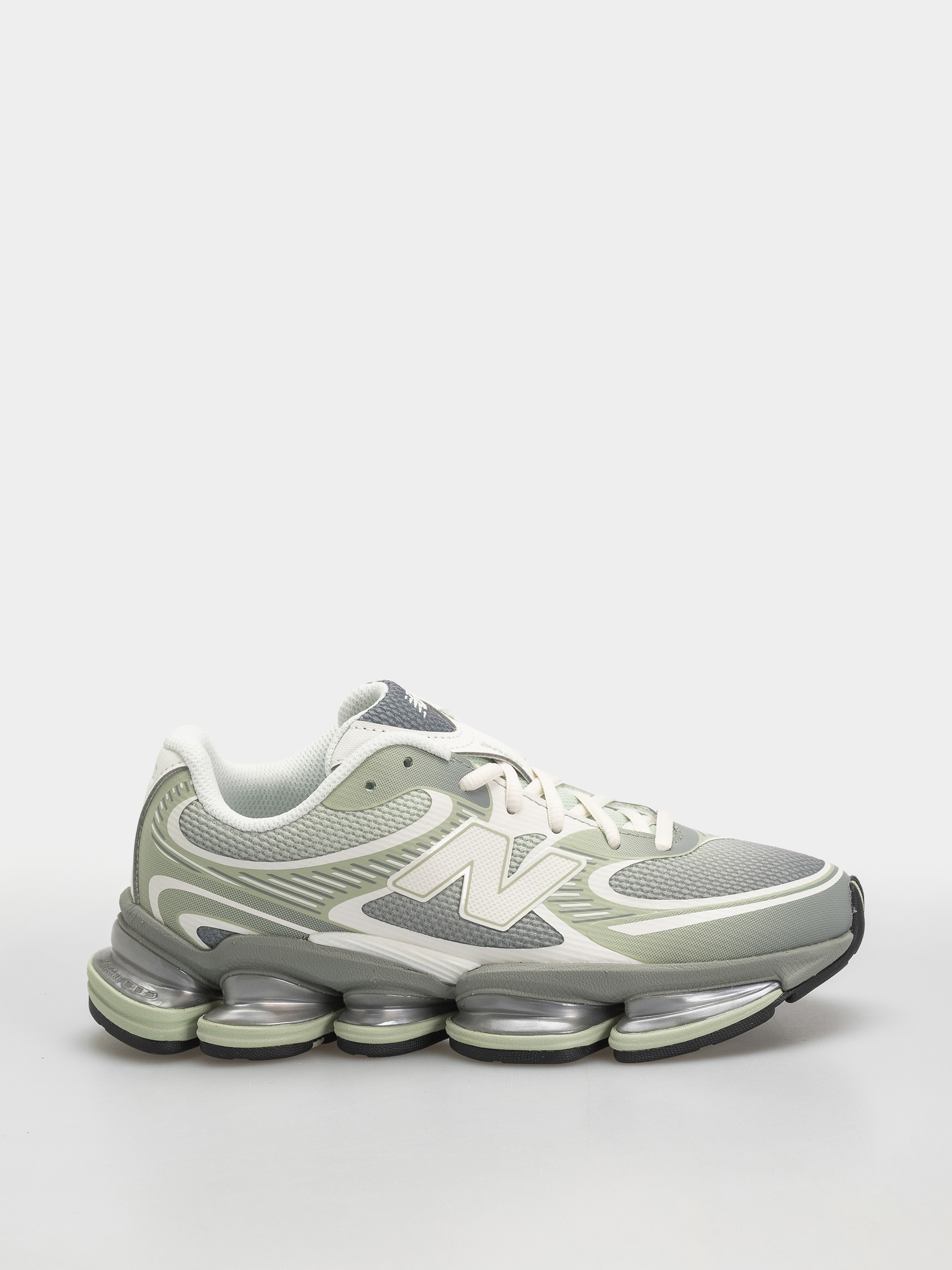 u041eu0431u0443u0432u043au0438 New Balance 2000 (silver moss/bayberry/sea salt)