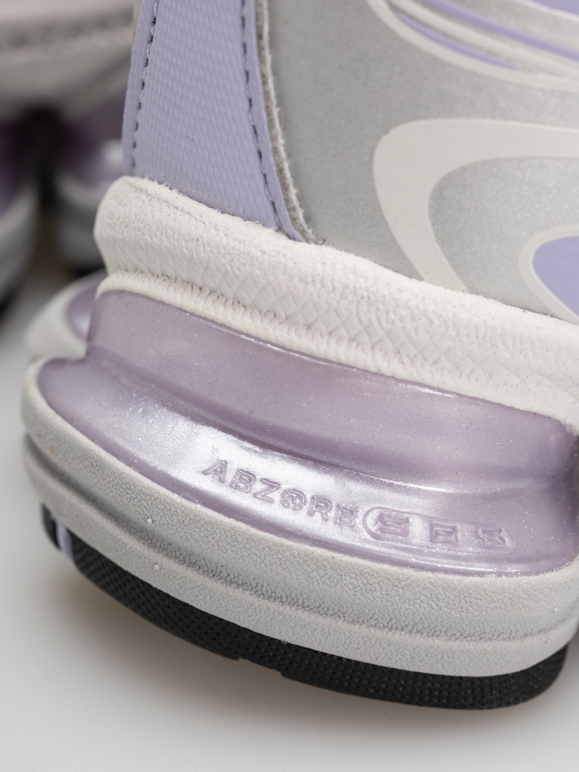 Обувки New Balance 2000 (reflection/smoked violet)
