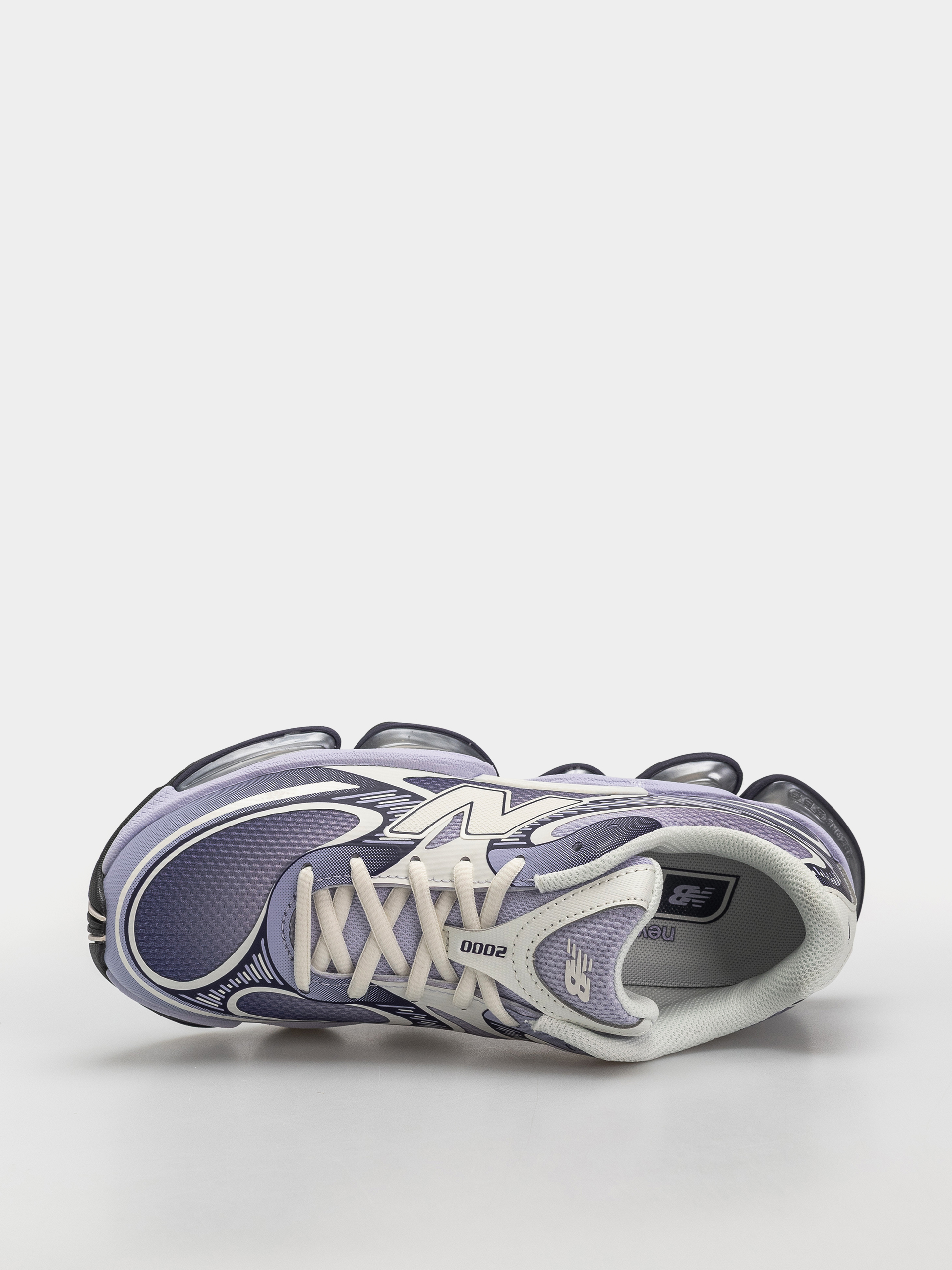 Обувки New Balance 2000 (boysenberry/smoked violet/sea salt)