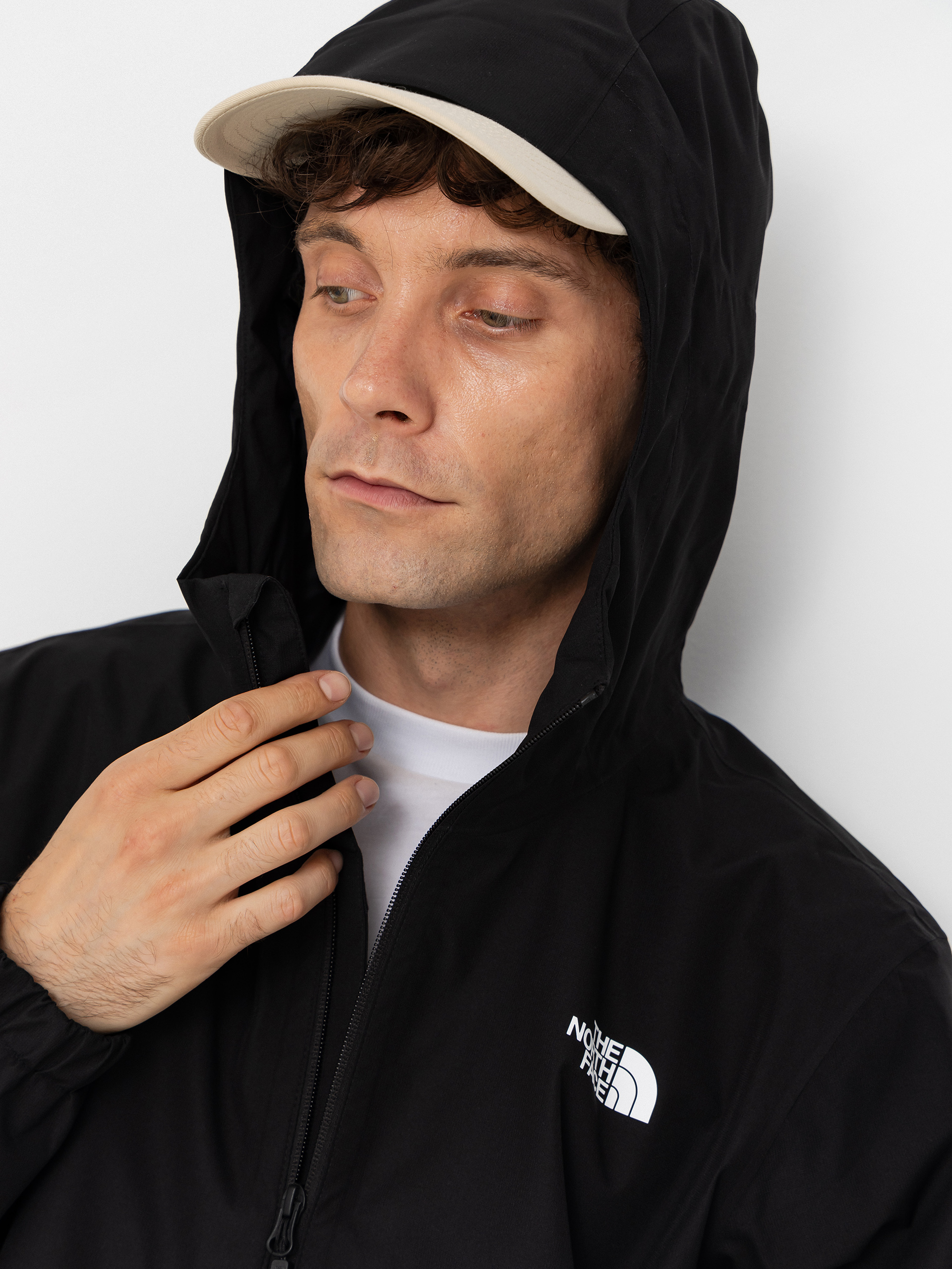 Яке The North Face Quest (tnf black)