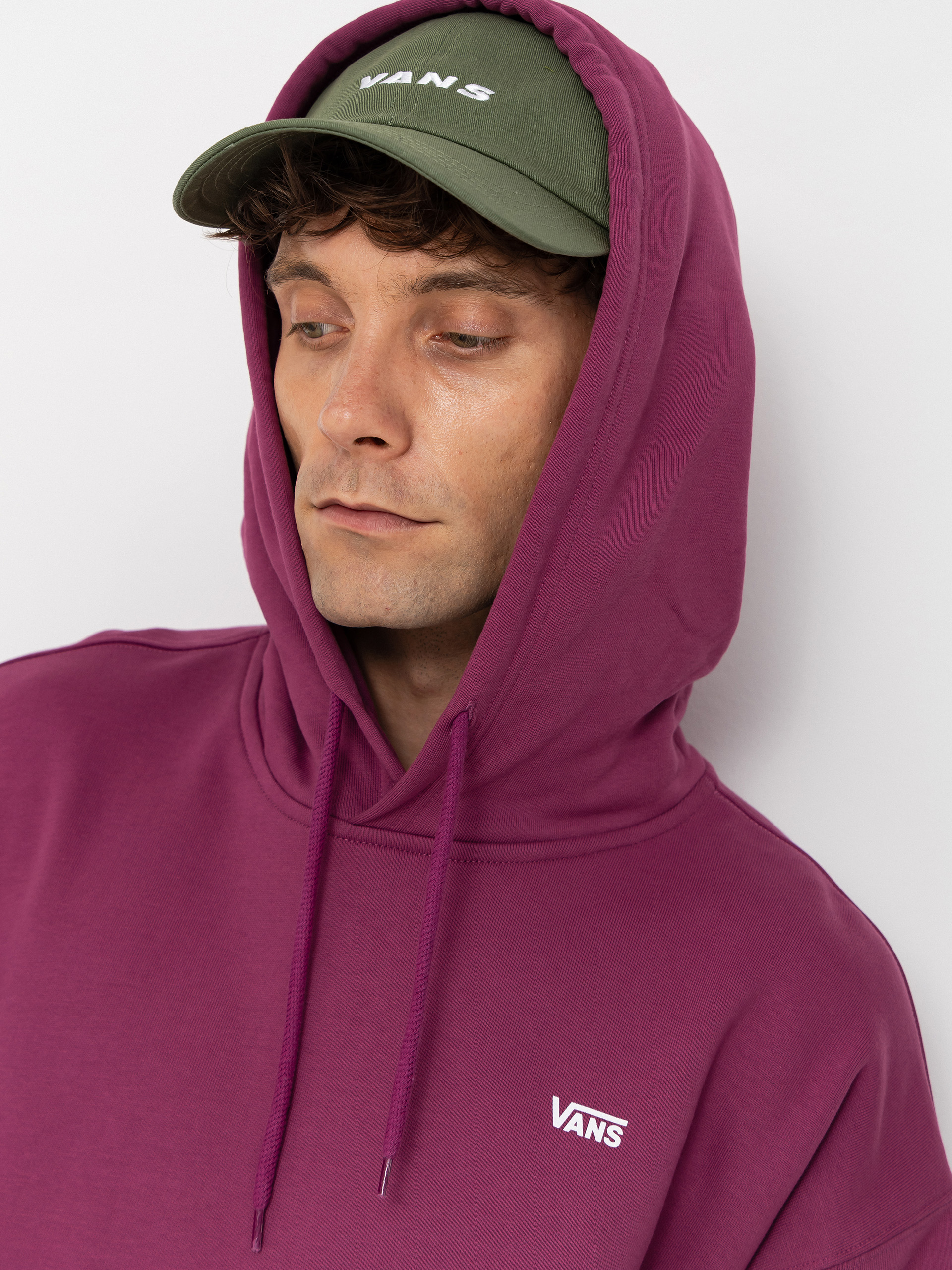 Суитшърт с качулка Vans Left Chest HD (mystic mulberry)