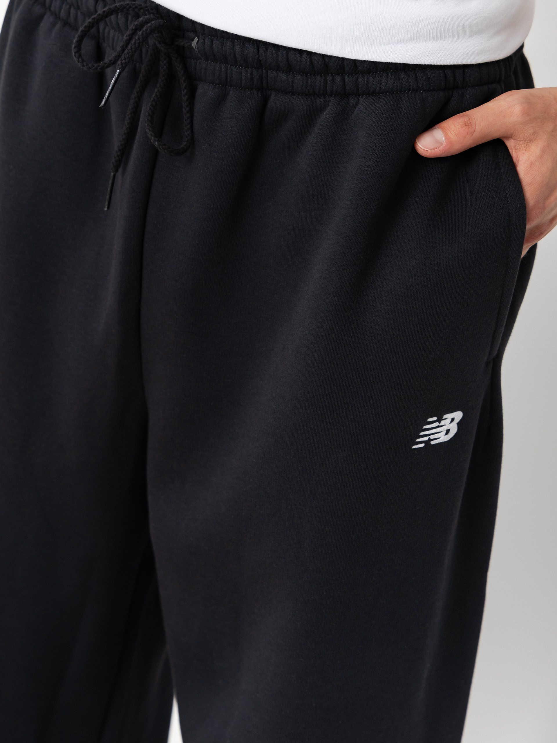 Панталони New Balance Sport Essentials Fleece (black)