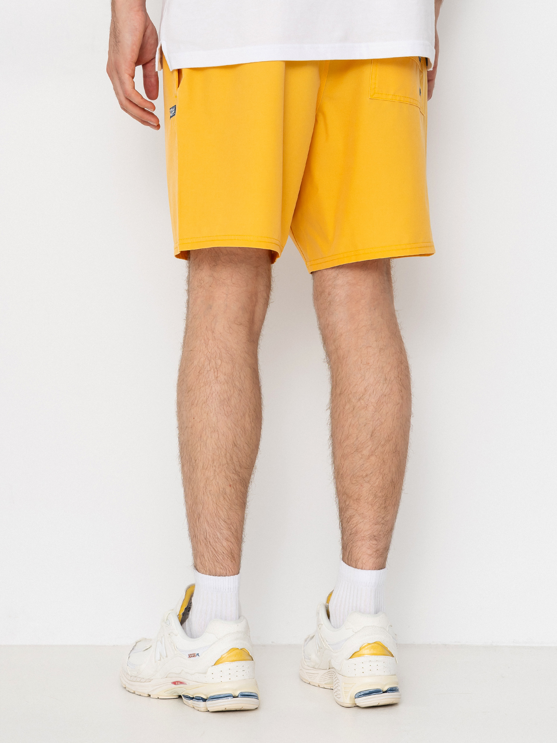 Плажни къси панталони Salty Crew Seadog Volley (mineral yellow)