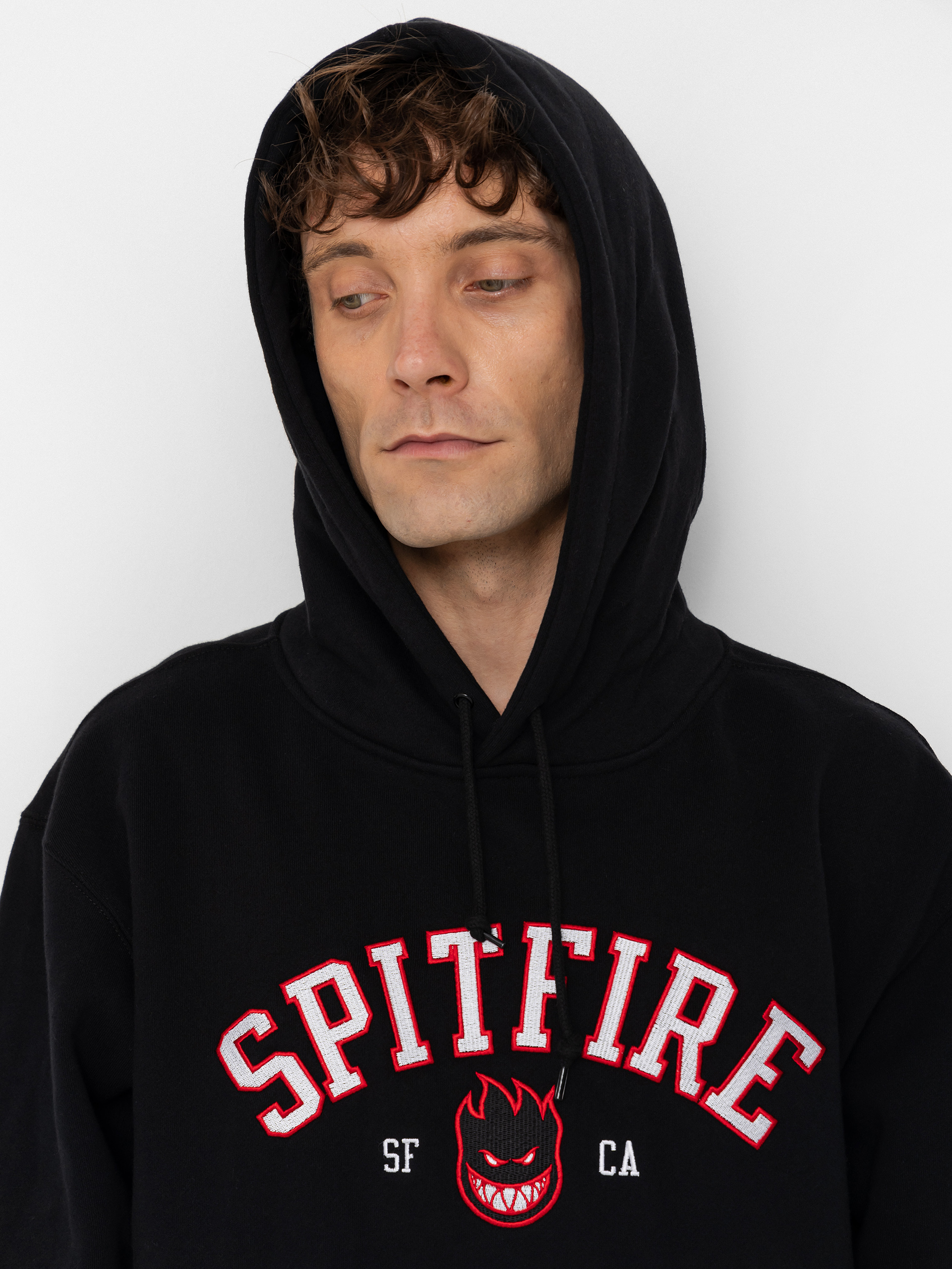 Суитшърт с качулка Spitfire Team Bighead HD (black w/red white black embroidery)