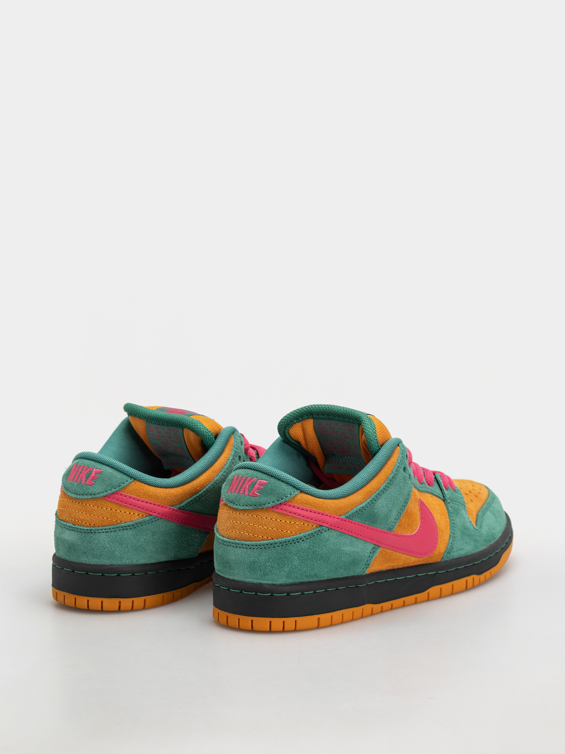 Обувки Nike SB Dunk Low Pro (green noise/watermelon light curry)