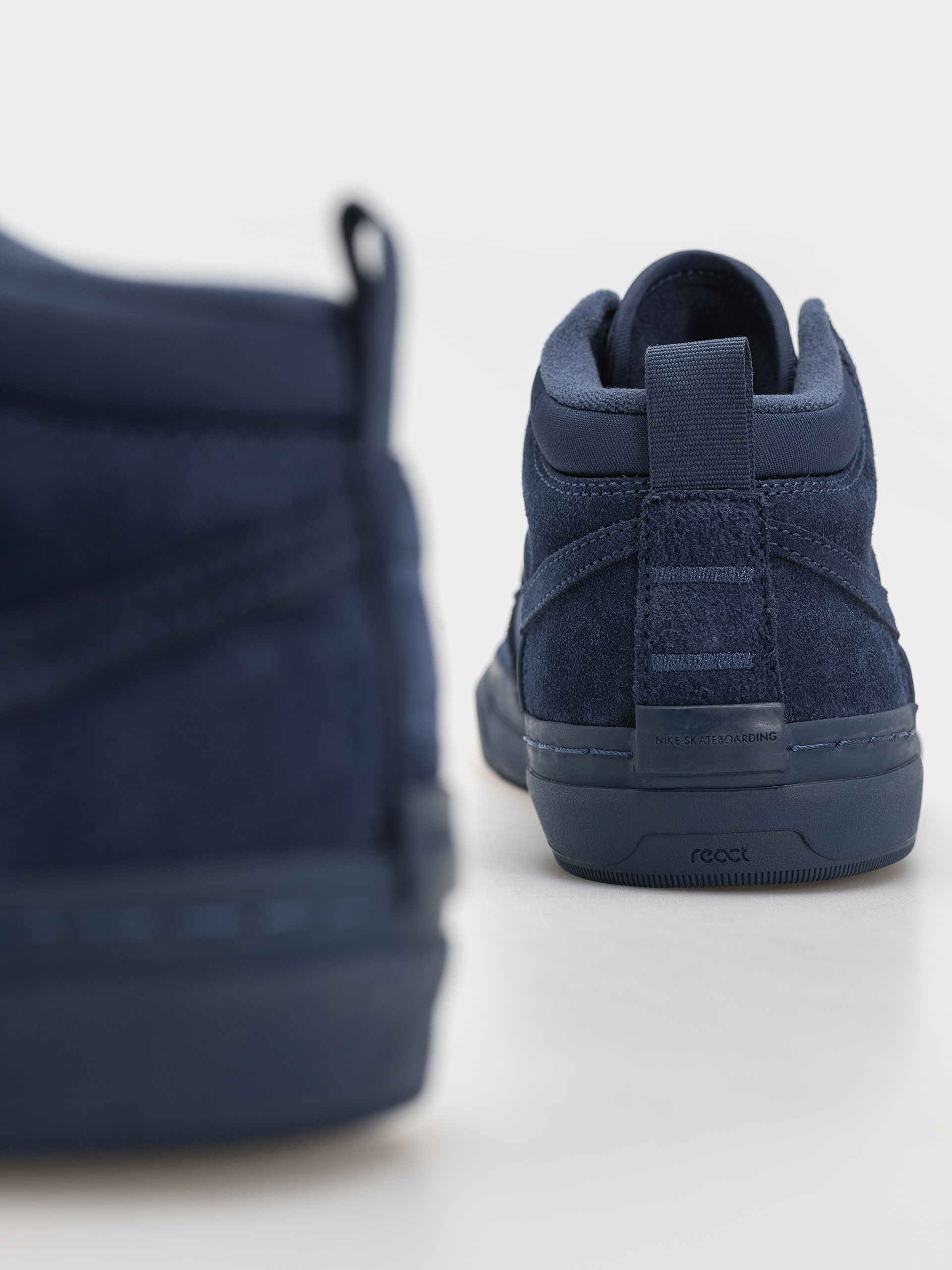 Обувки Nike SB React Leo (navy/navy navy)
