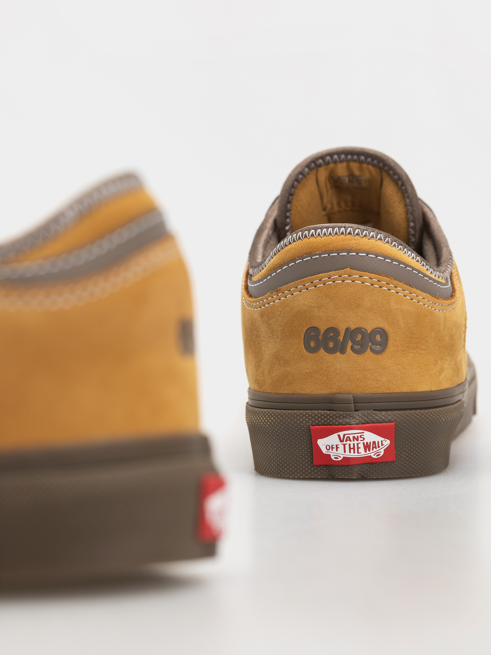 Обувки Vans Rowley Classic (tan)