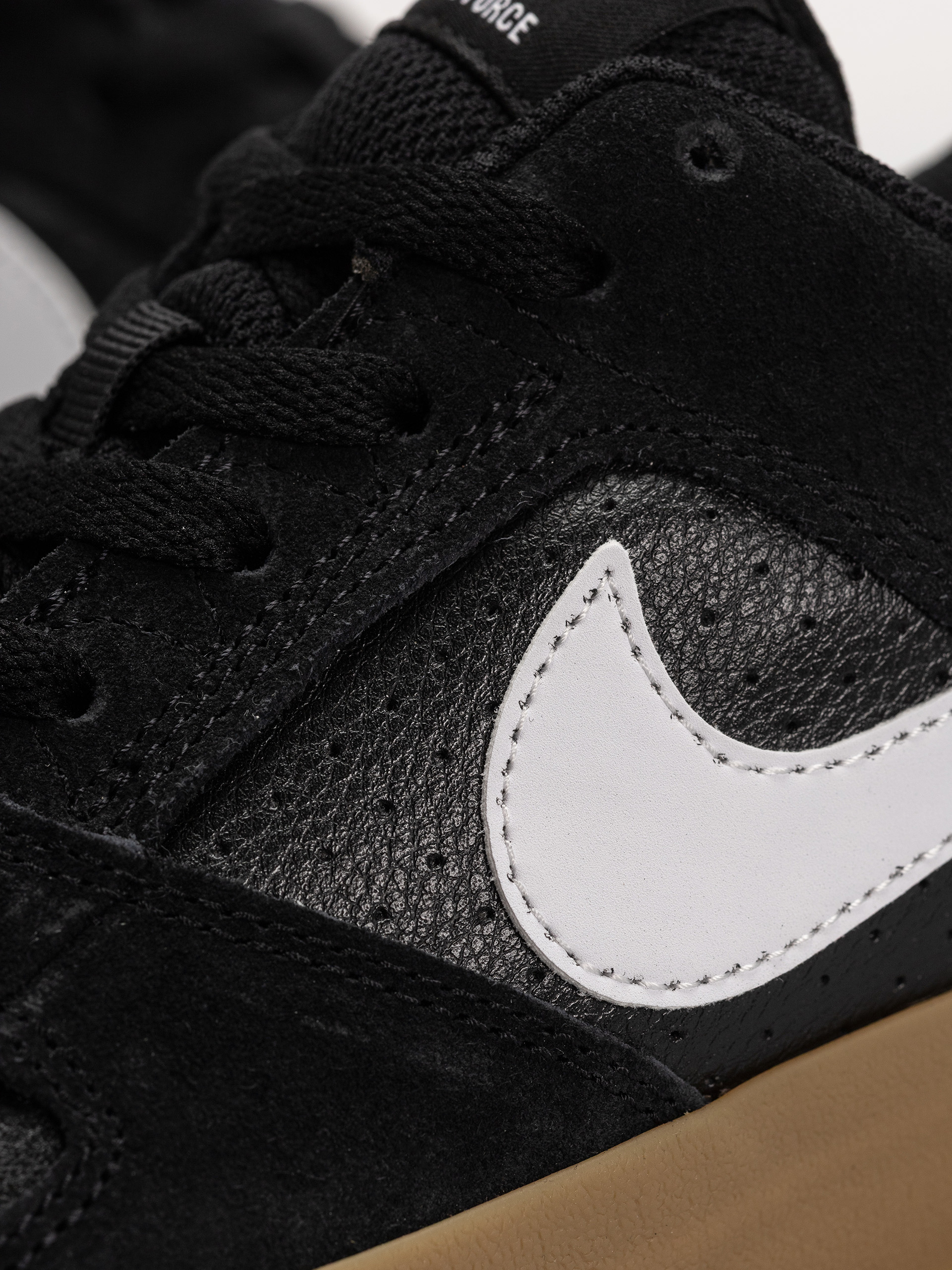 Обувки Nike SB Sb Delta Force Vulc (black/white gum light brown dark grey)