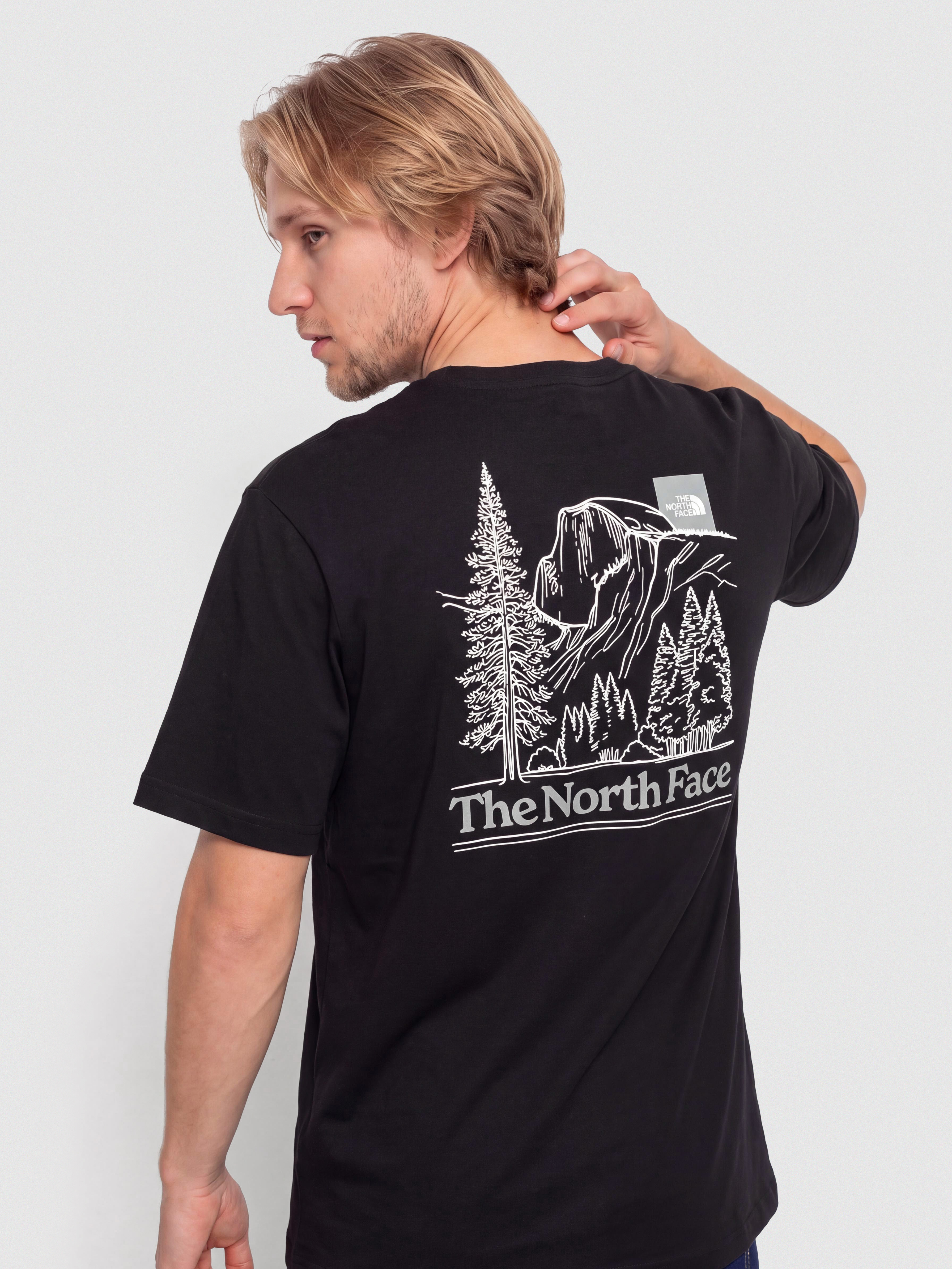 Тениска The North Face Monte Regular (tnf black)