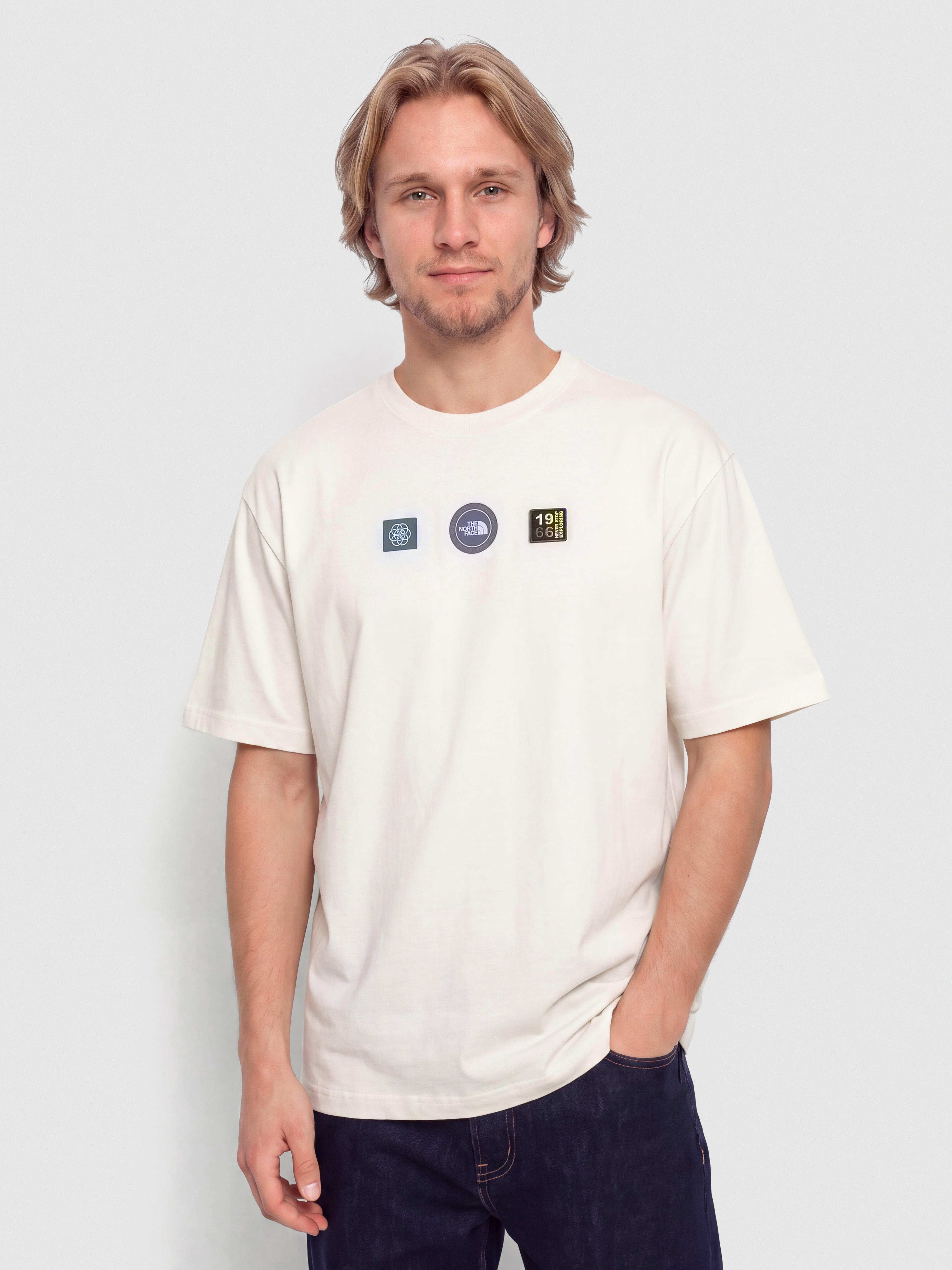 Тениска The North Face Explorer Badges Relaxed (white dune)