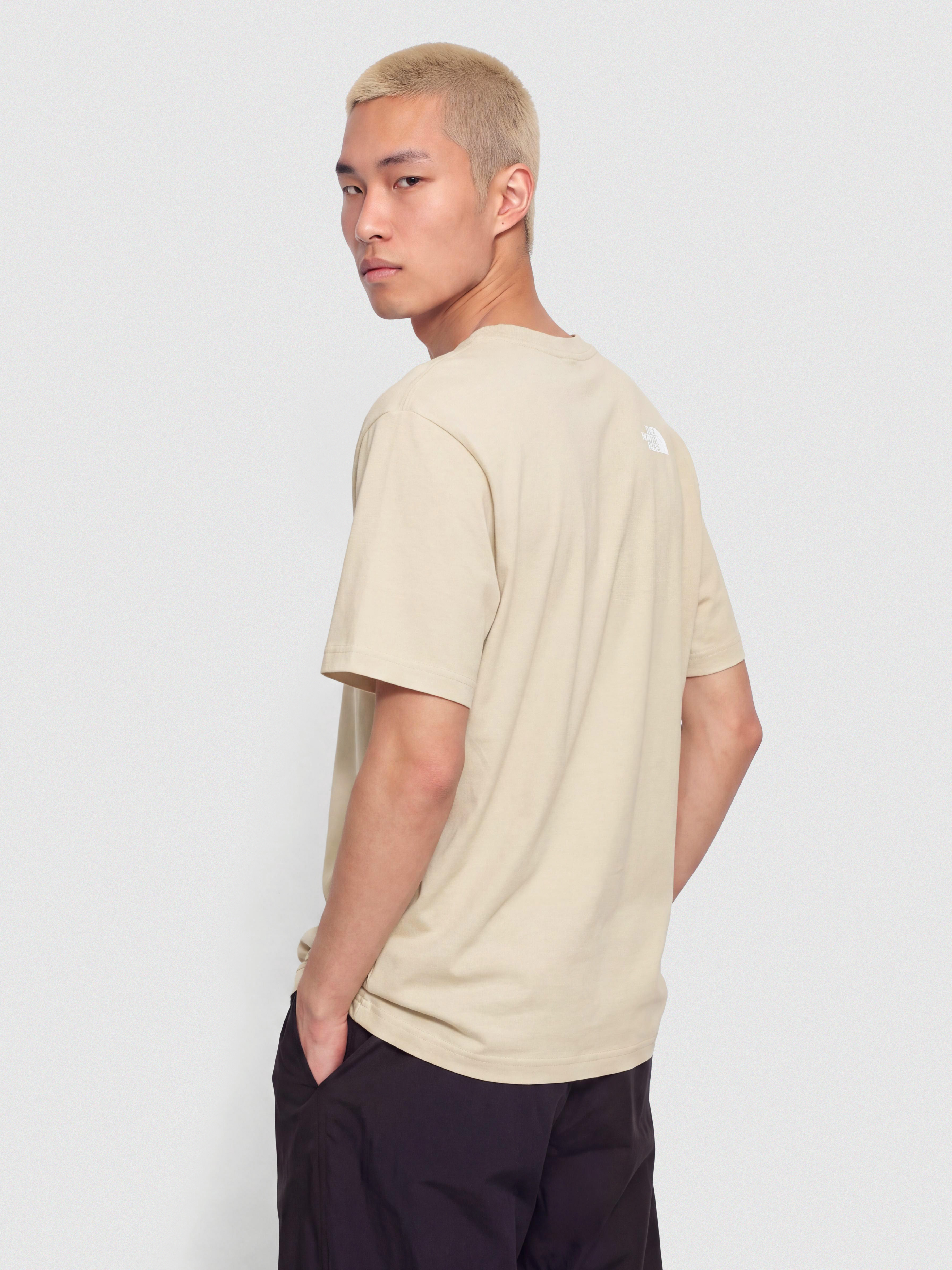 Тениска The North Face Donkey Taxi Relaxed (desert stone)