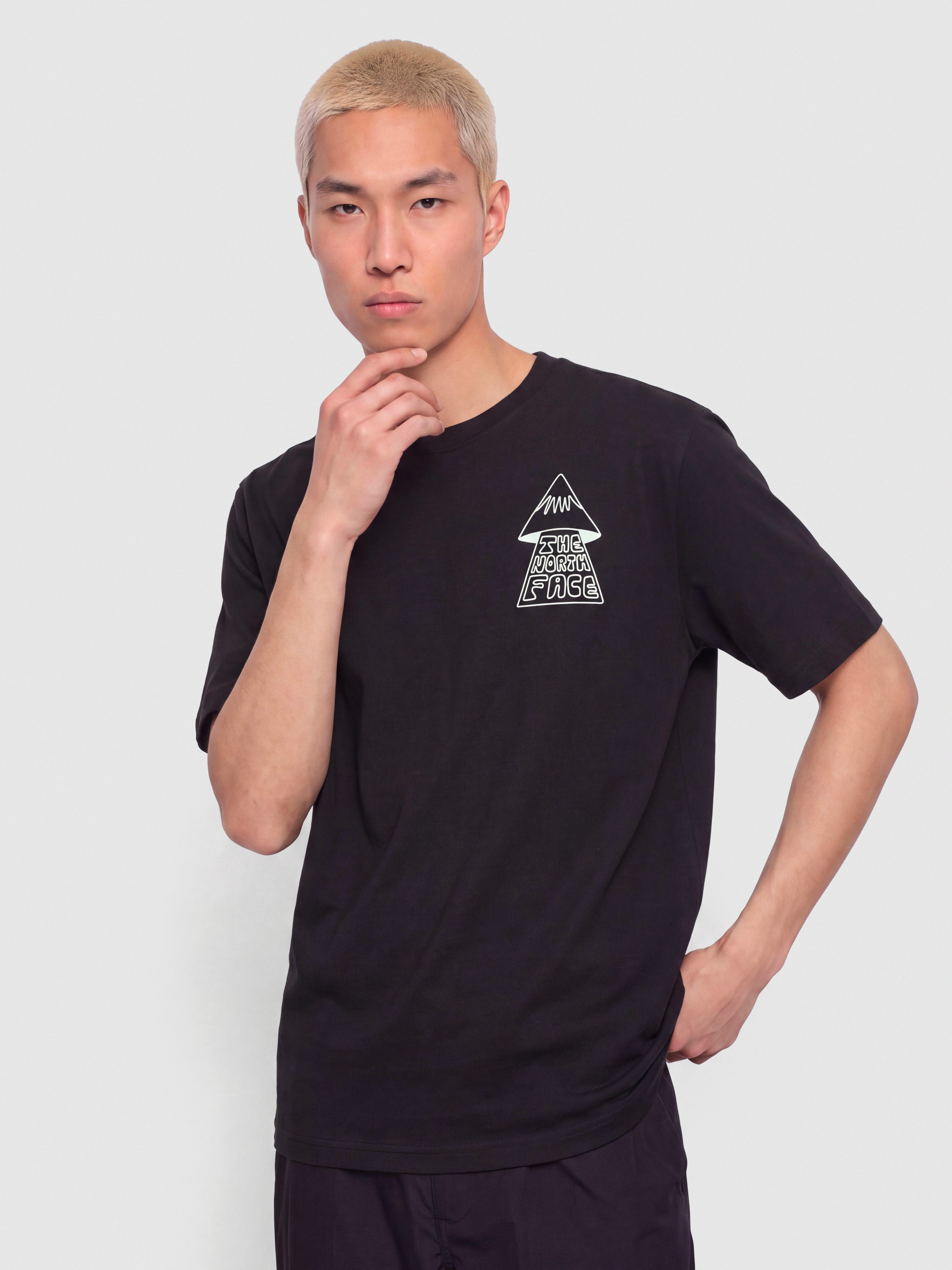 Тениска The North Face Mountain Play Relaxed (tnf black)