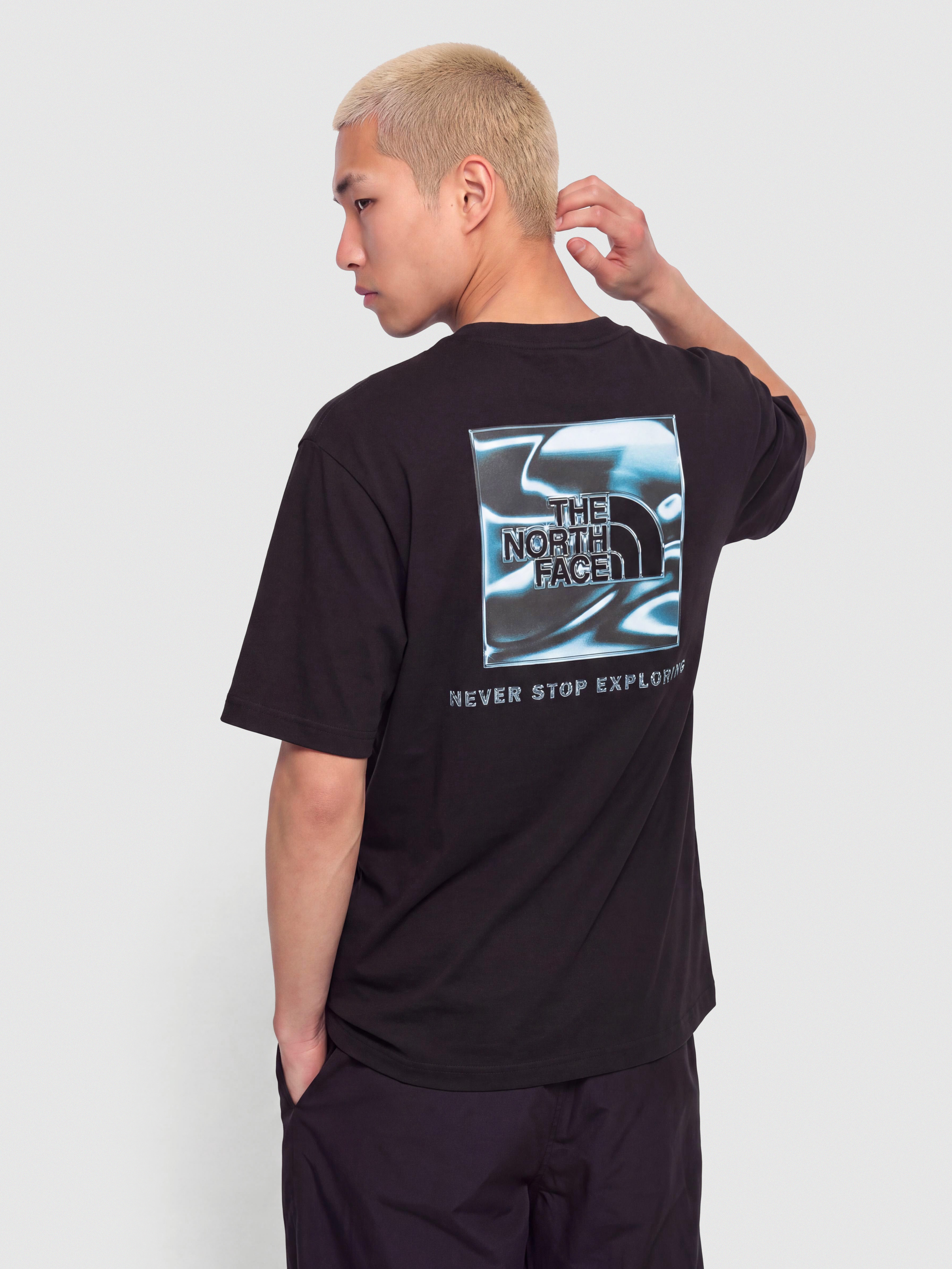 Тениска The North Face Liquid Box Nse Oversize