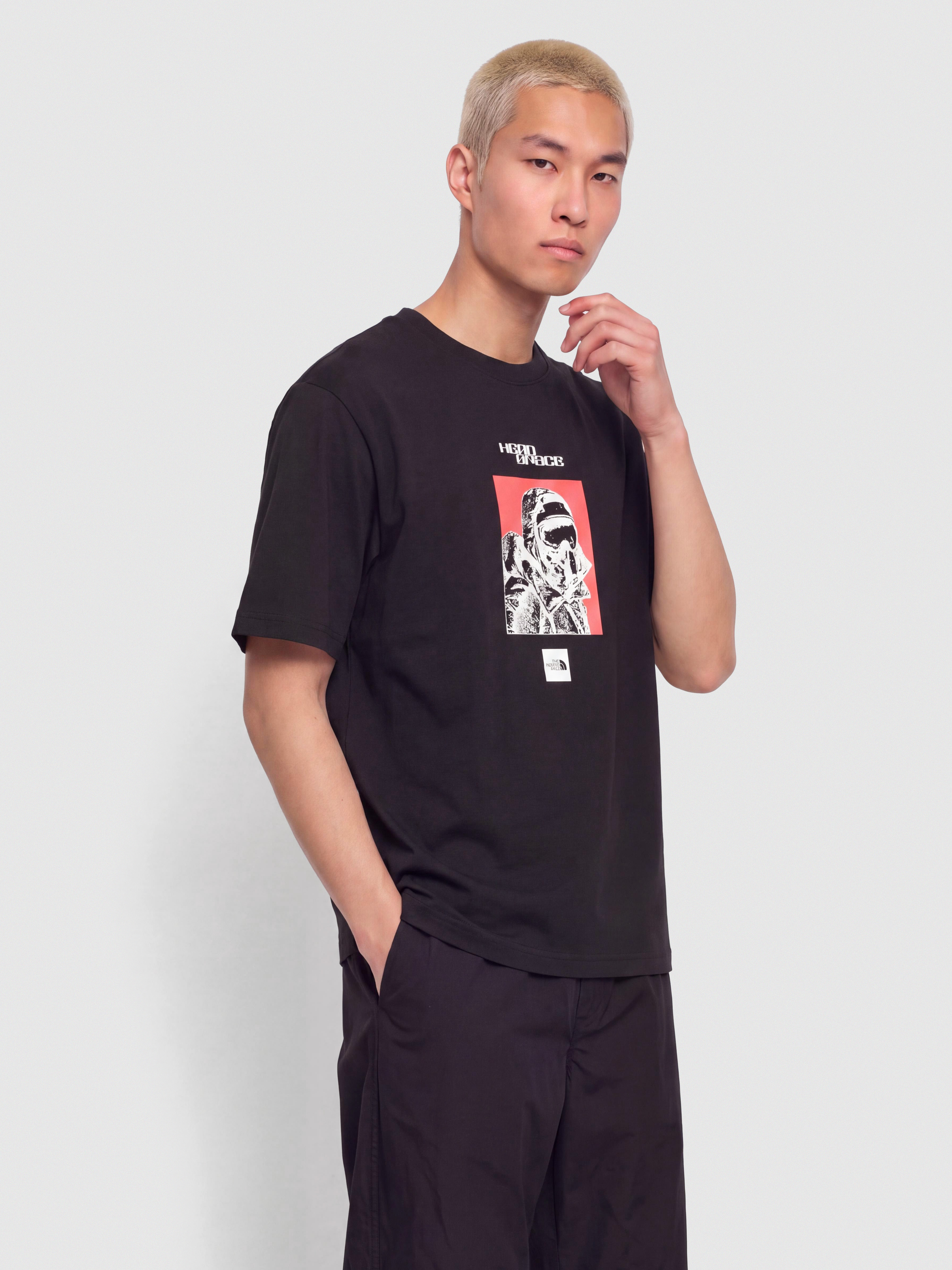 Тениска The North Face Explorer Relaxed (tnf black)