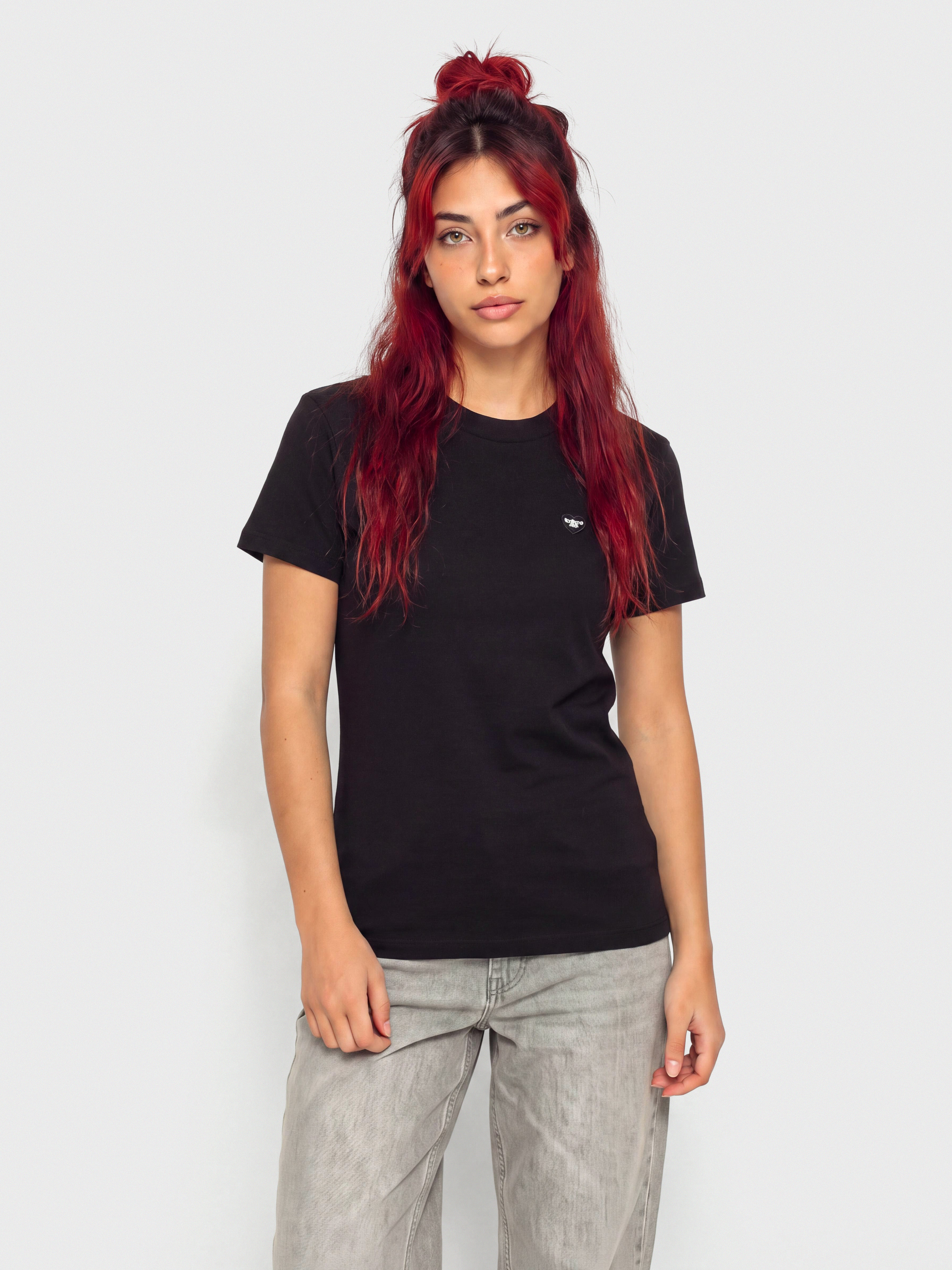 Тениска Carhartt WIP Small Heart Patch Wmn (black/black)