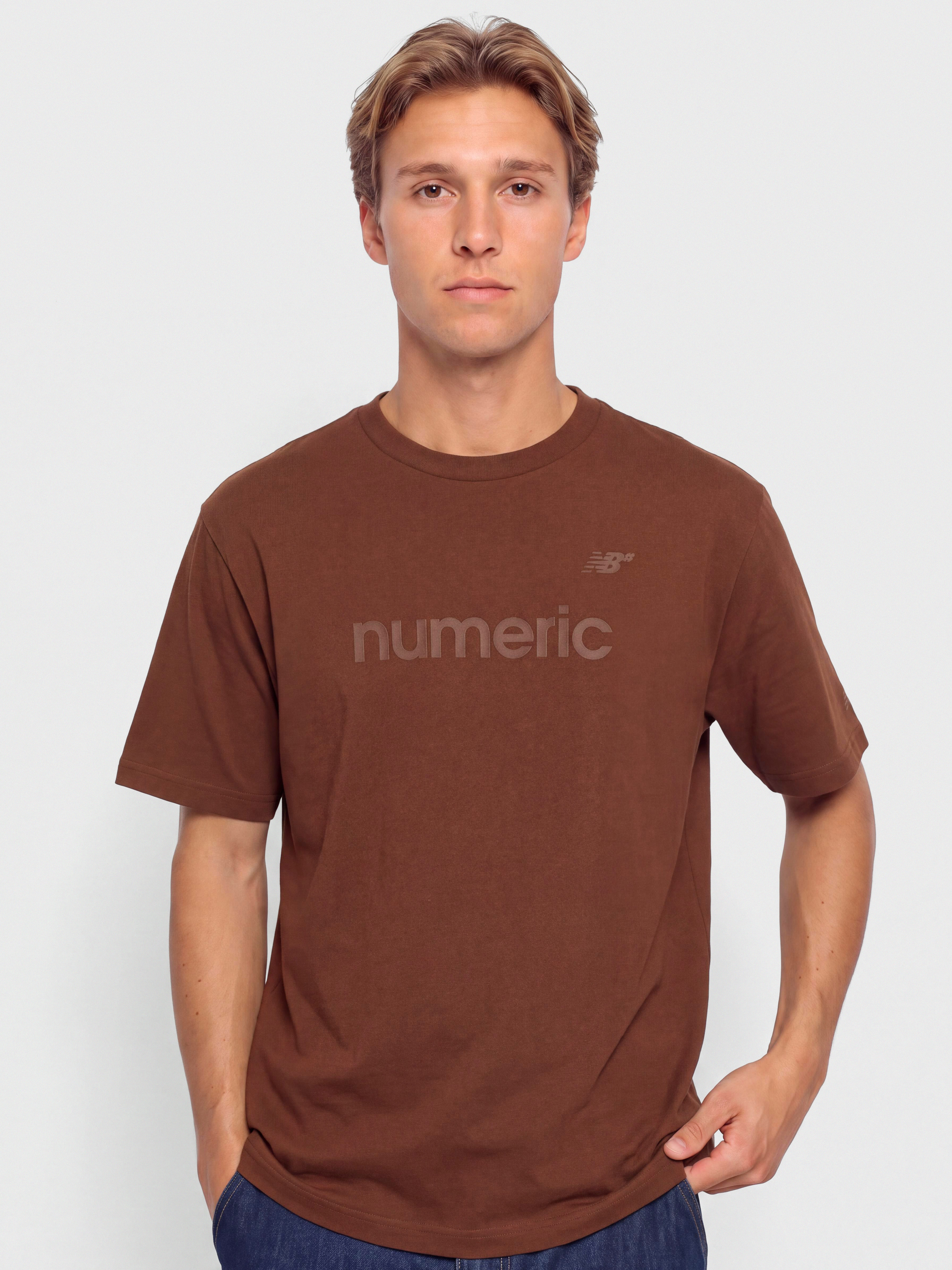 Тениска New Balance Numeric (brown)