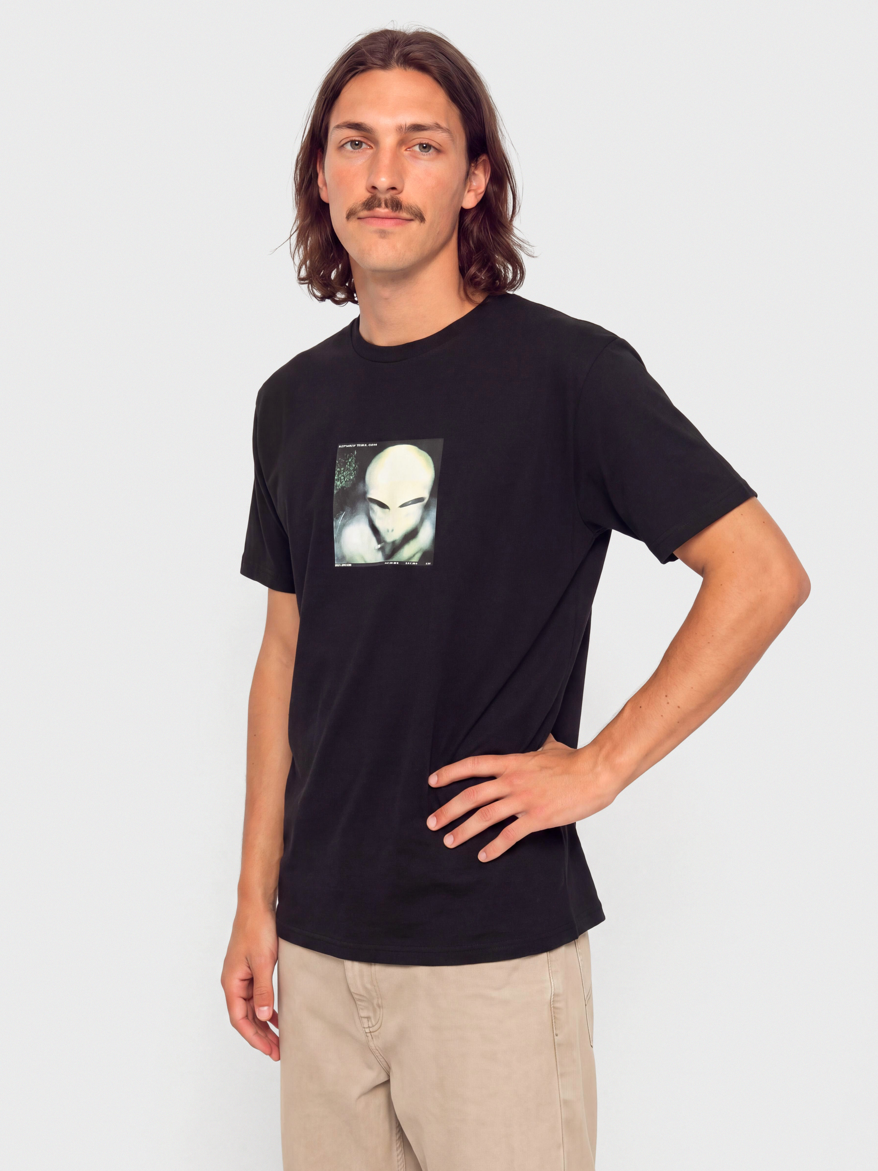 Тениска RipNDip Spacing Out (black)
