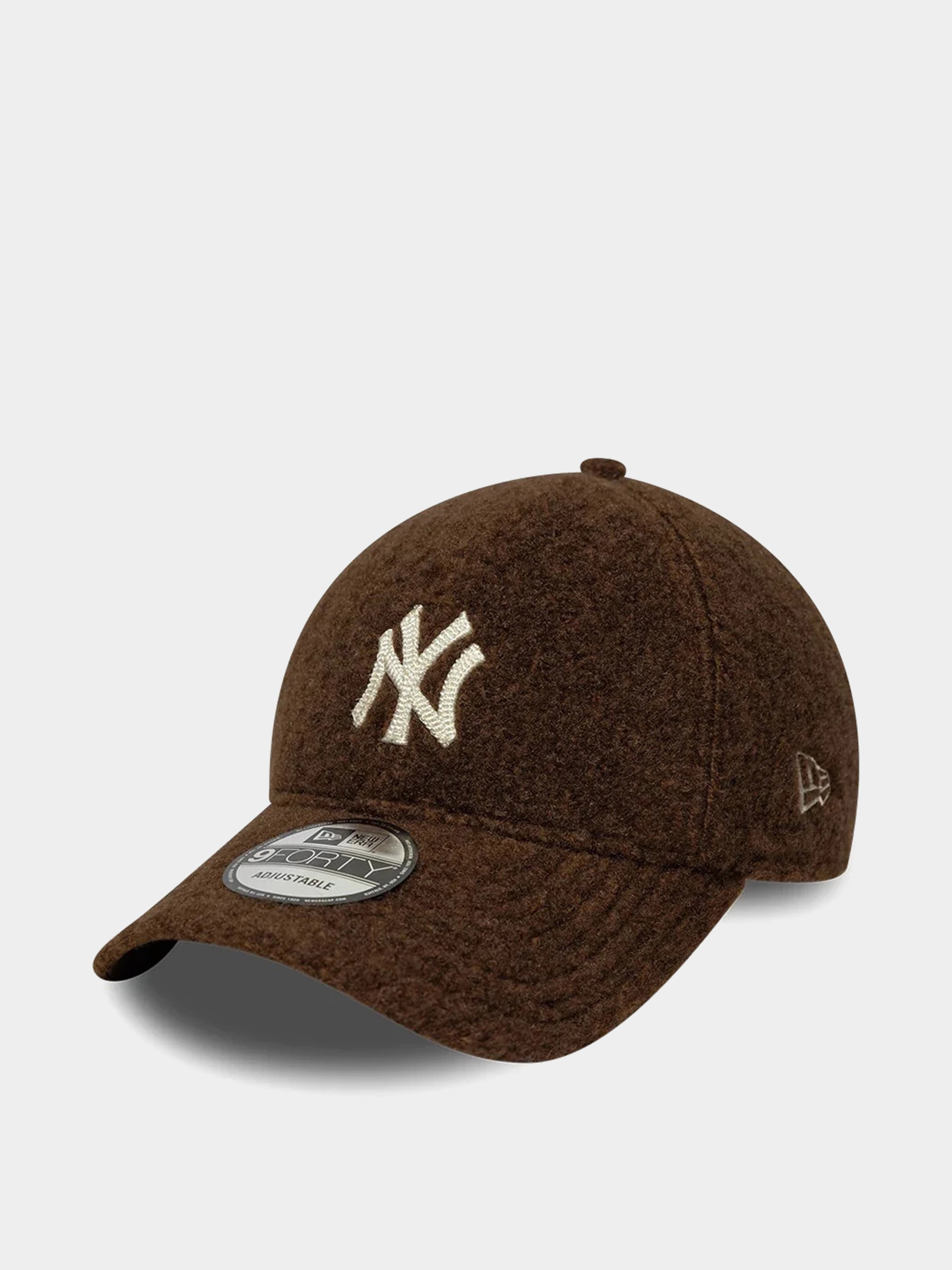 Шапка с козирка New Era Winter Borg 9Forty New York Yankees (brown)