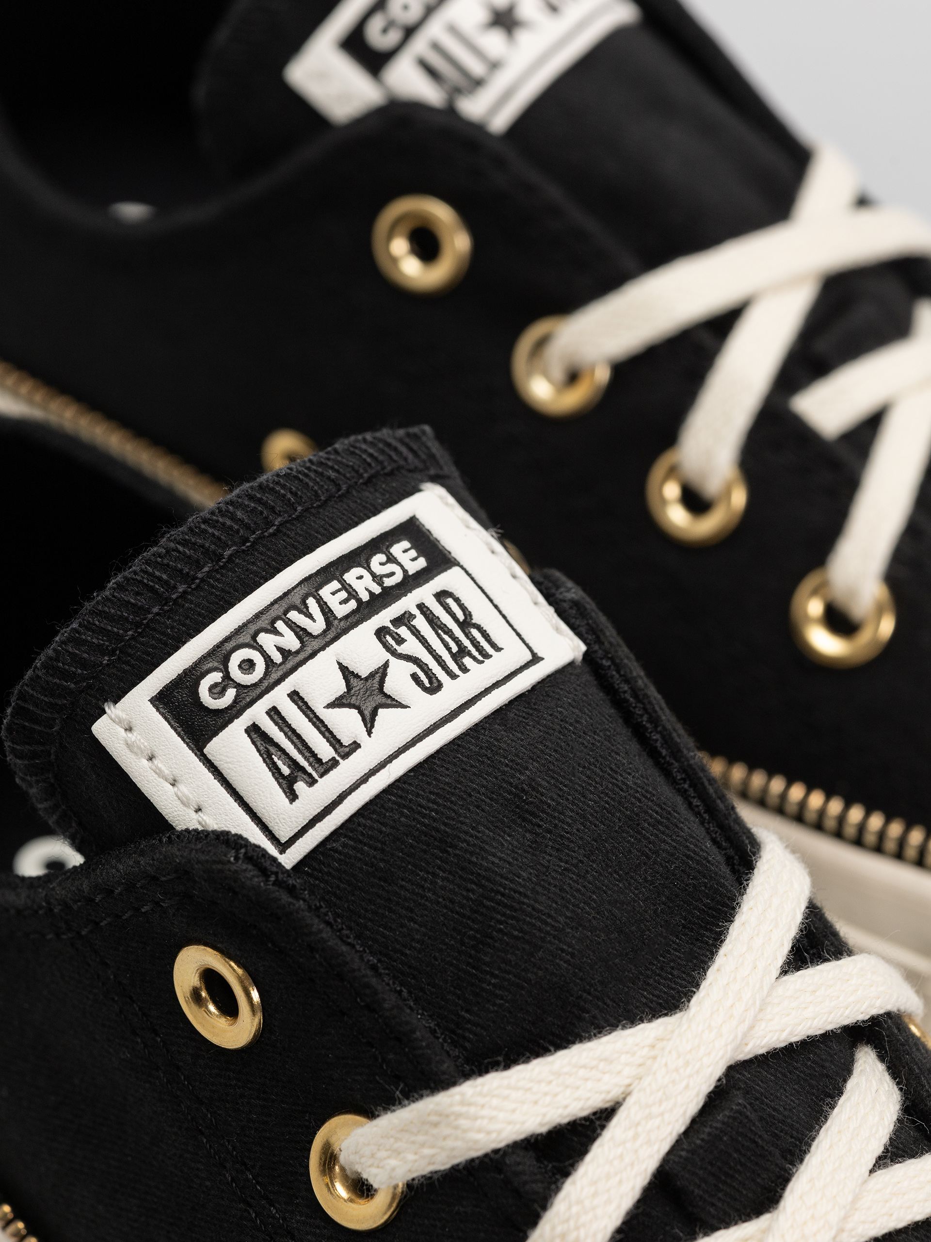 Кецове Converse Chuck Taylor All Star Ox Wmn (black/egret/gold)
