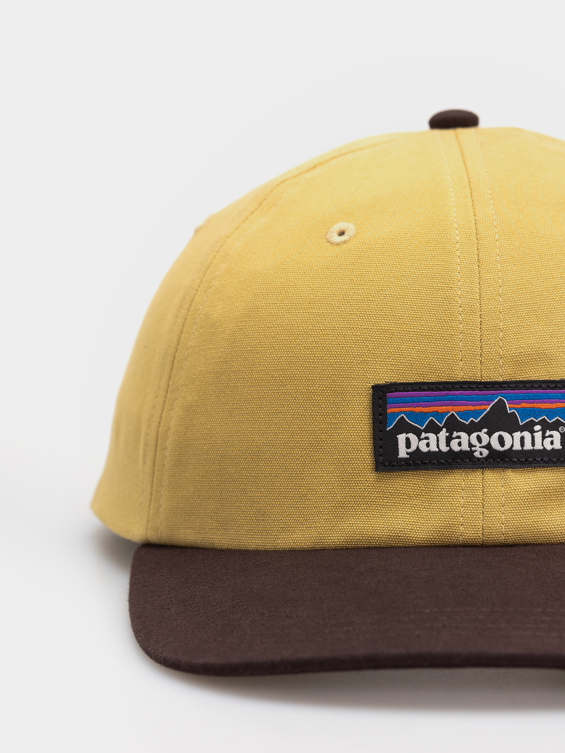Шапка с козирка Patagonia P 6 Label Trad (lynx tan)