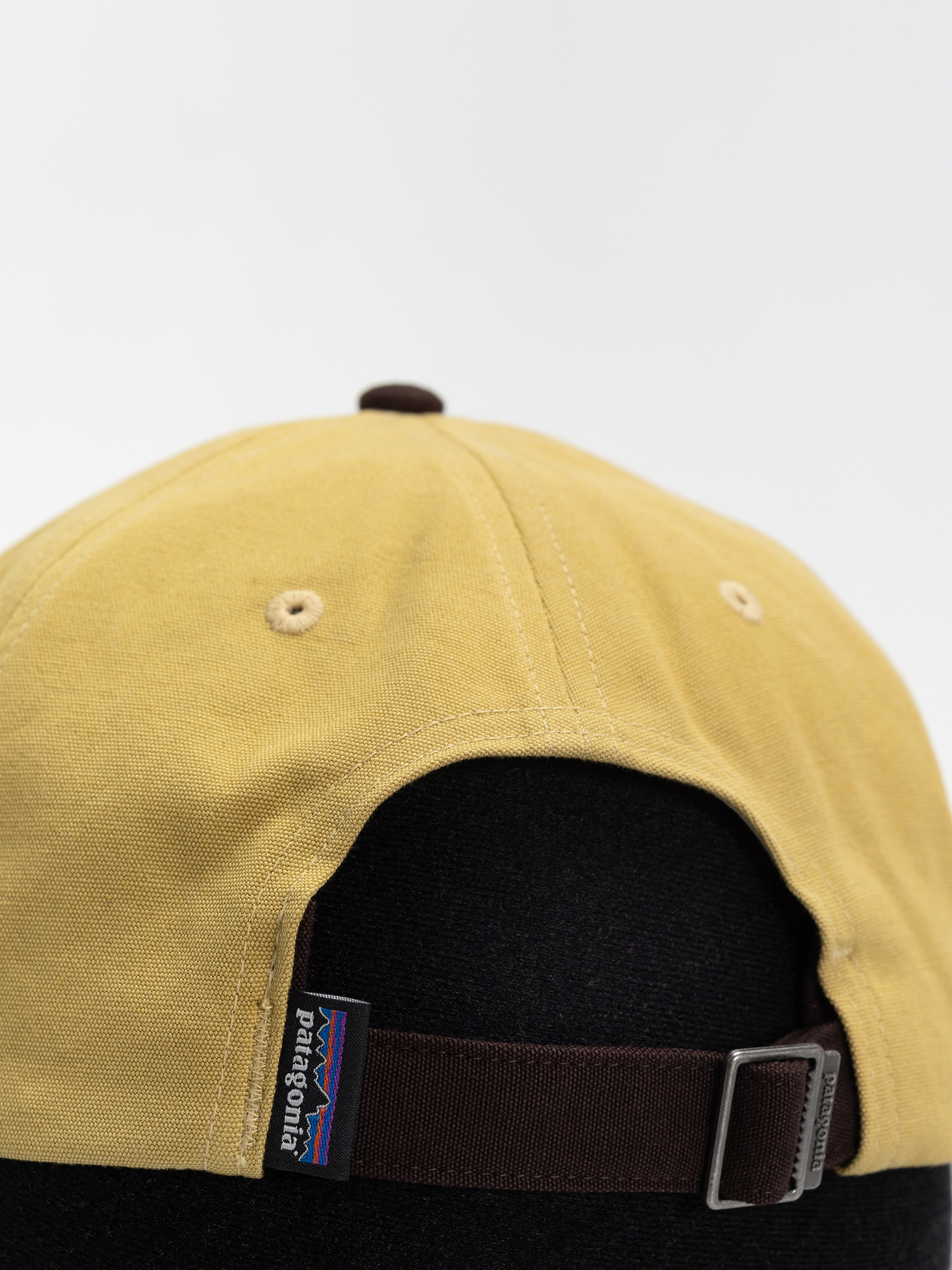 Шапка с козирка Patagonia P 6 Label Trad (lynx tan)