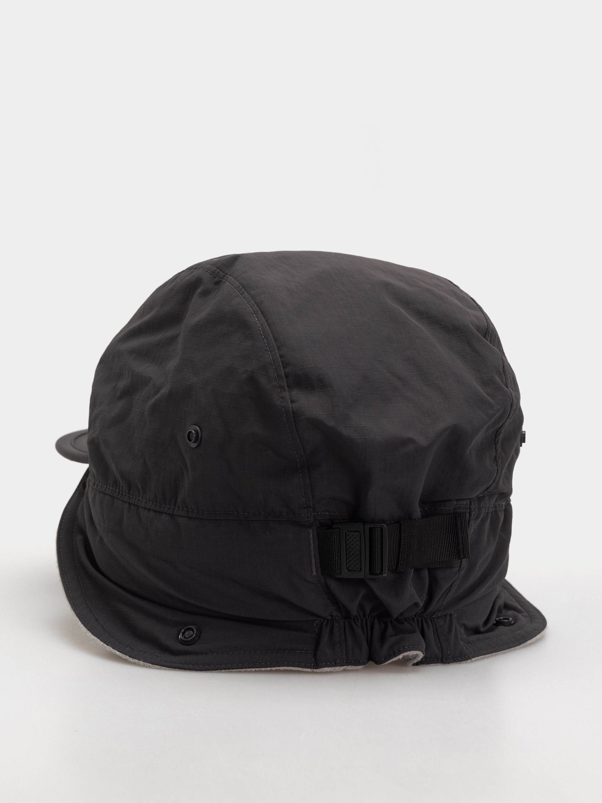 Шапка с козирка Patagonia Isthmus Earflap (ink black)