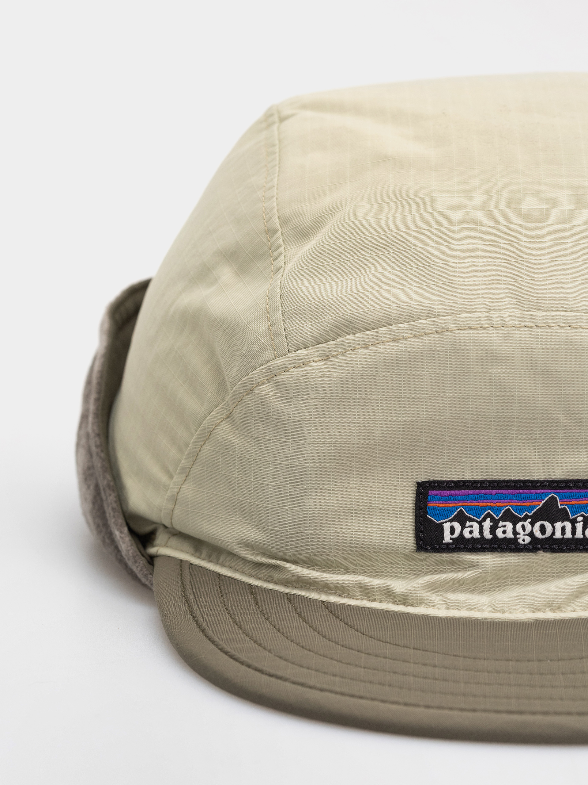 Шапка с козирка Patagonia Isthmus Earflap (weathered stone)