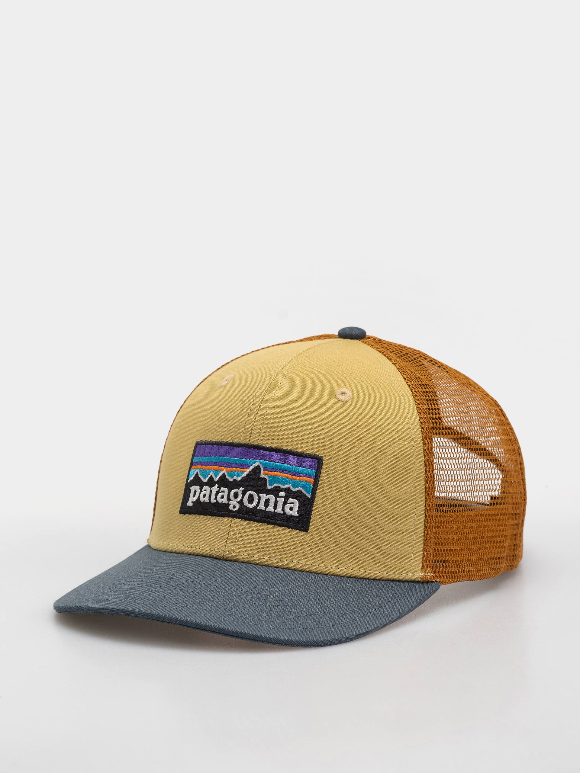 Шапка с козирка Patagonia P 6 Logo Trucker (lynx tan)