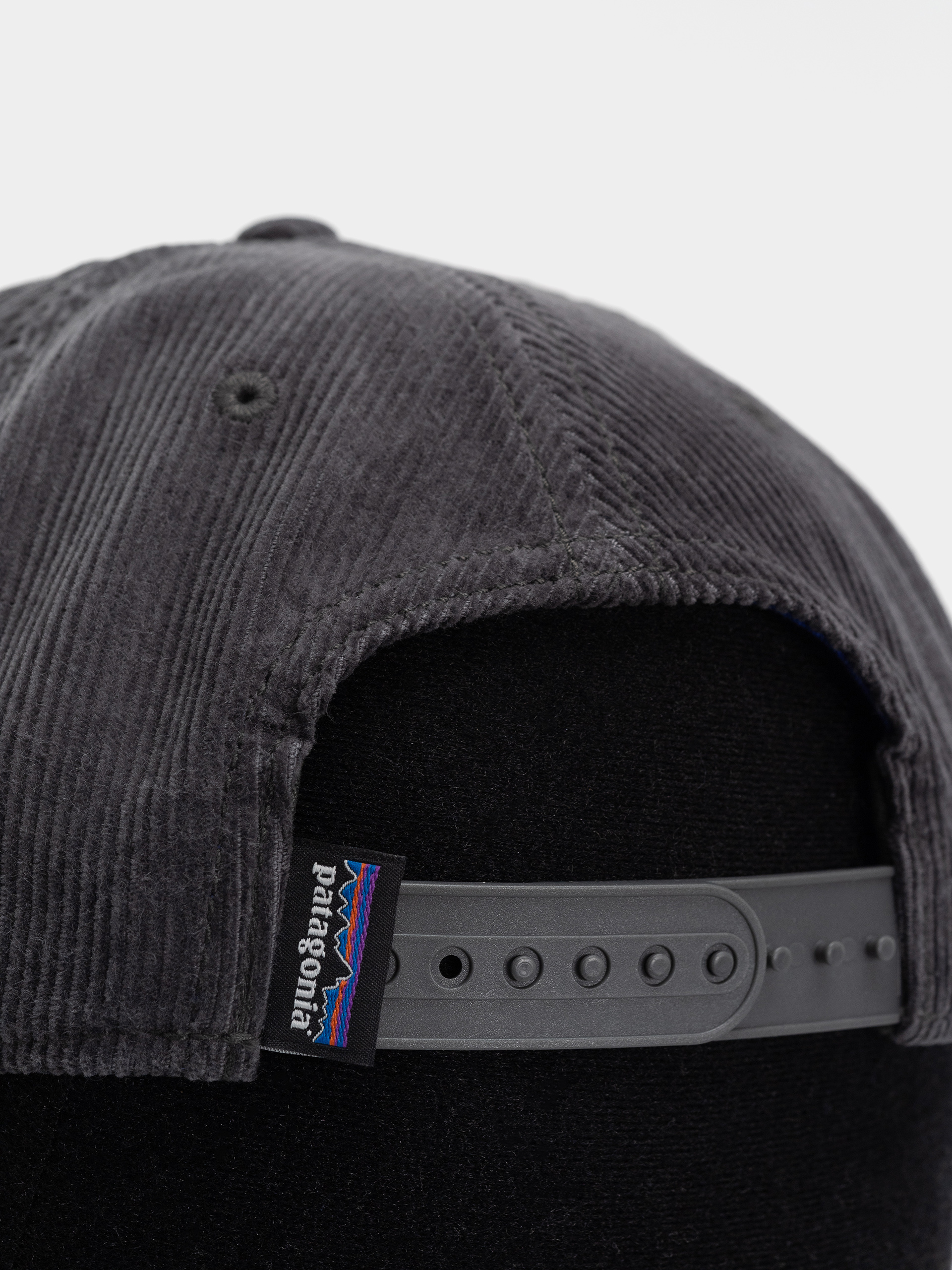 Шапка с козирка Patagonia Corduroy (hut tripper label forge grey)