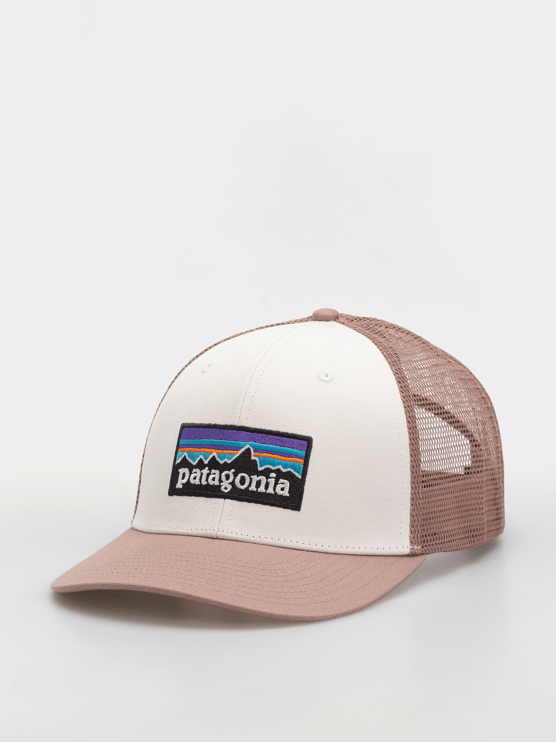Шапка с козирка Patagonia P 6 Logo Trucker (birch white)