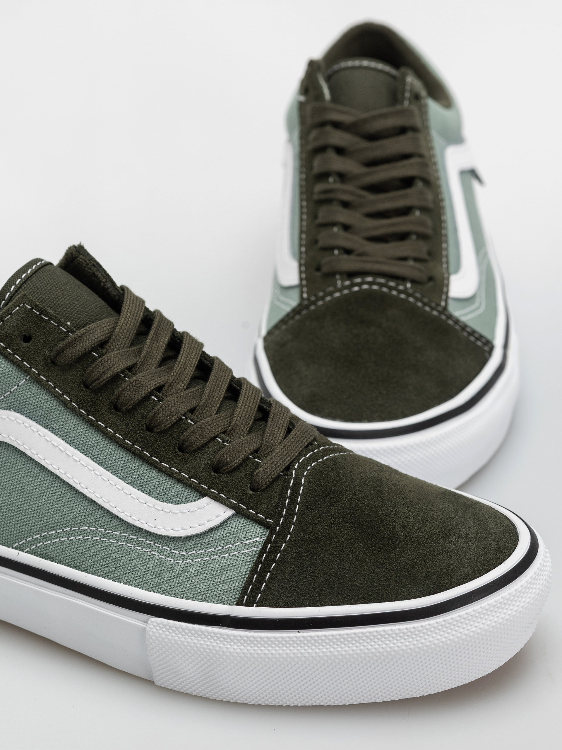 Обувки Vans Skate Old Skool (obsidian fern)