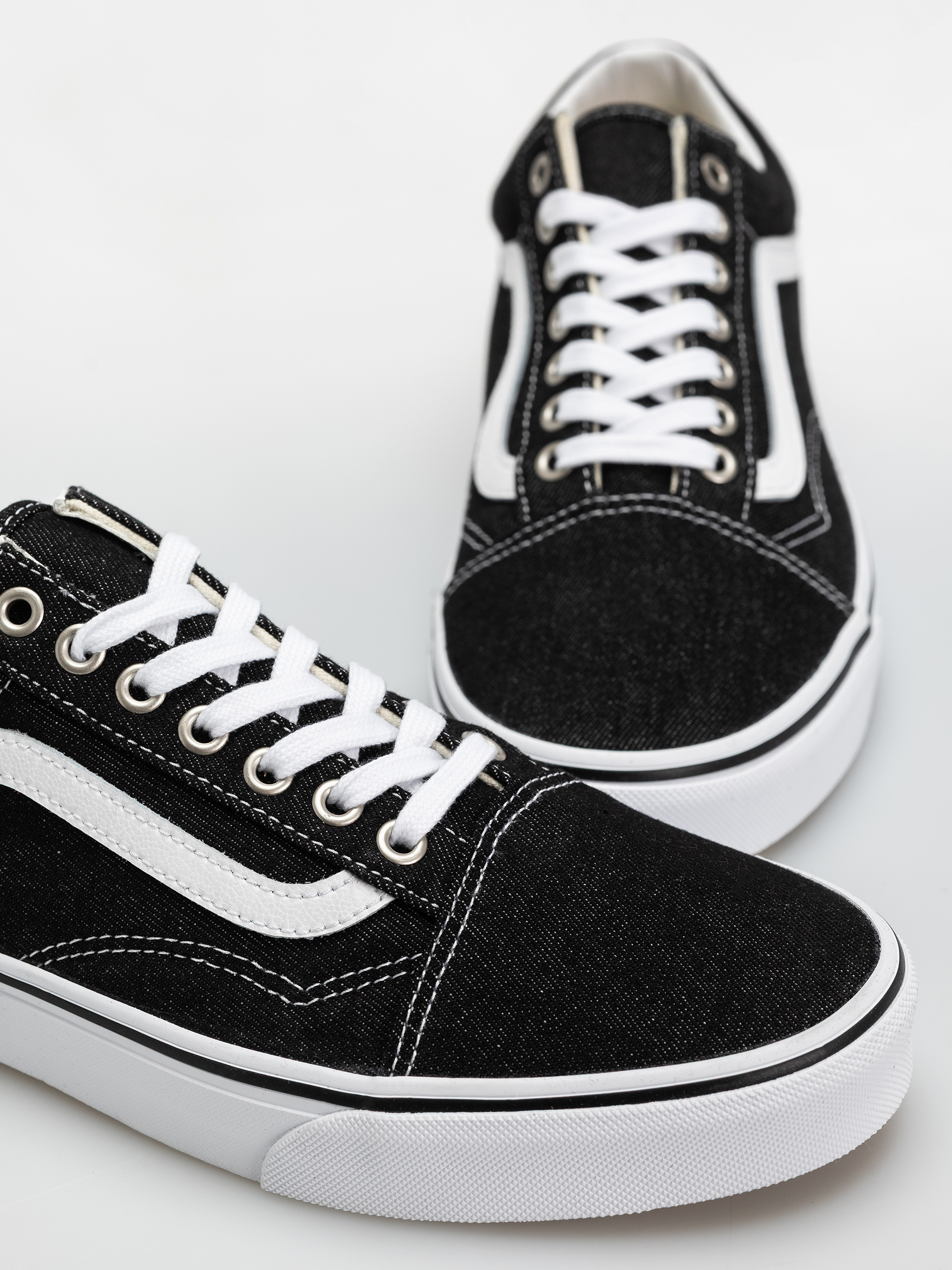 Обувки Vans Old Skool (black/true whit)
