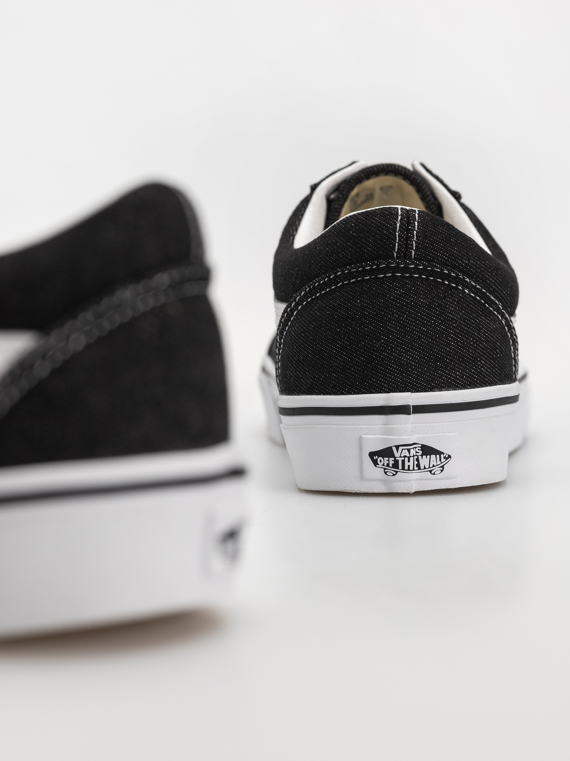 Обувки Vans Old Skool (black/true whit)