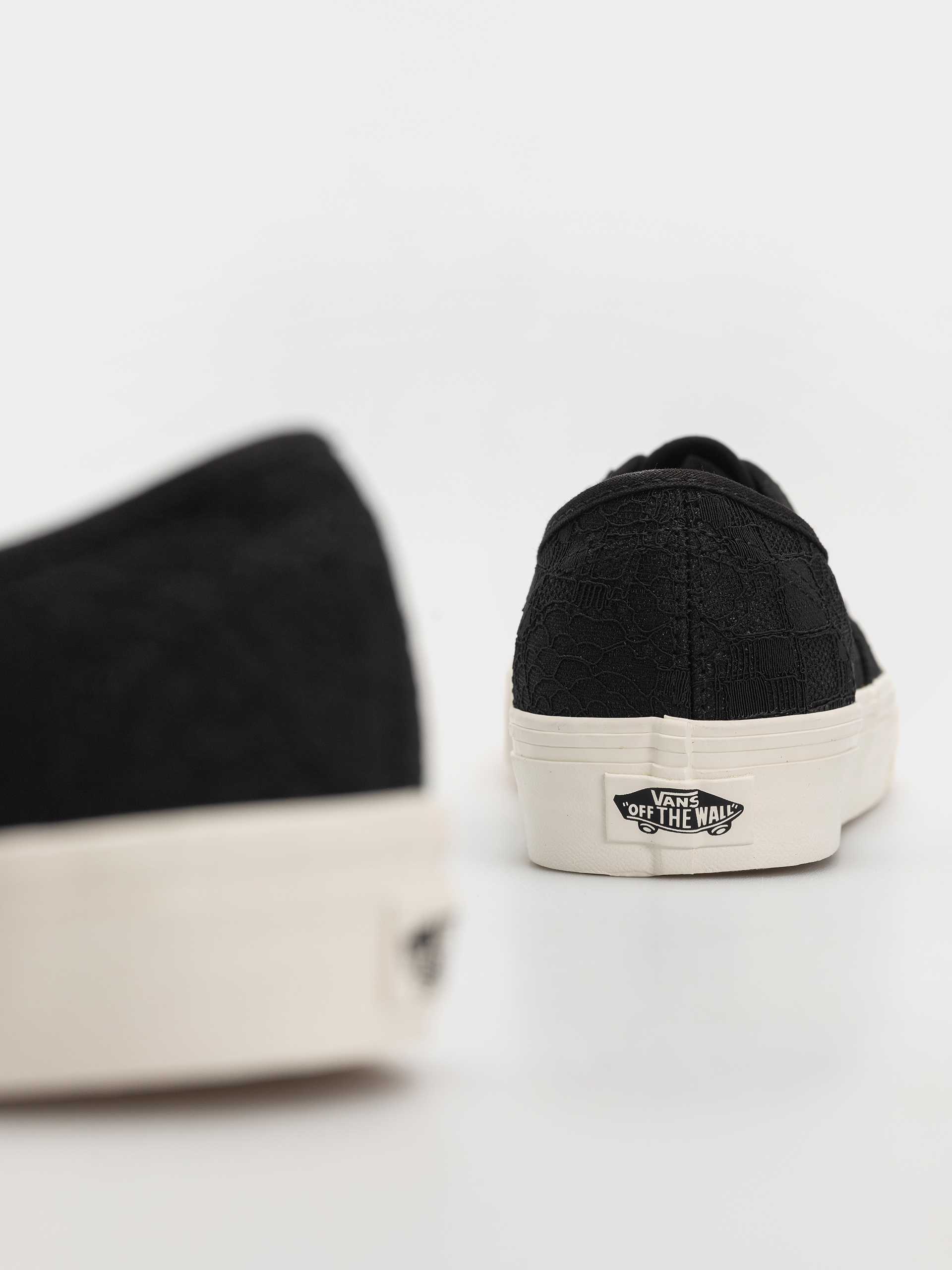 Обувки Vans Authentic (black)