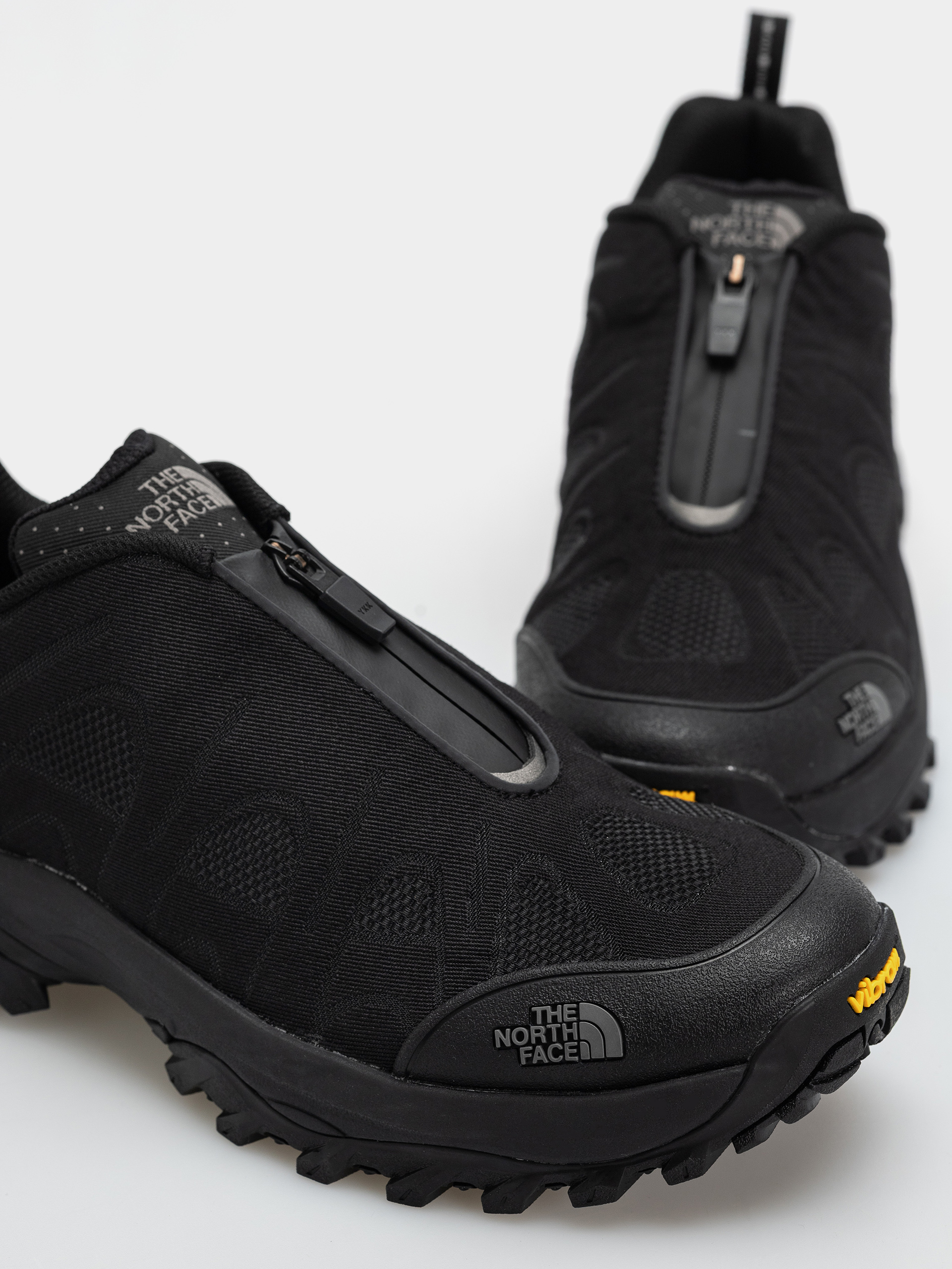 Обувки The North Face Hedgehog 06 Rvst Speed (tnf black/tnf black)