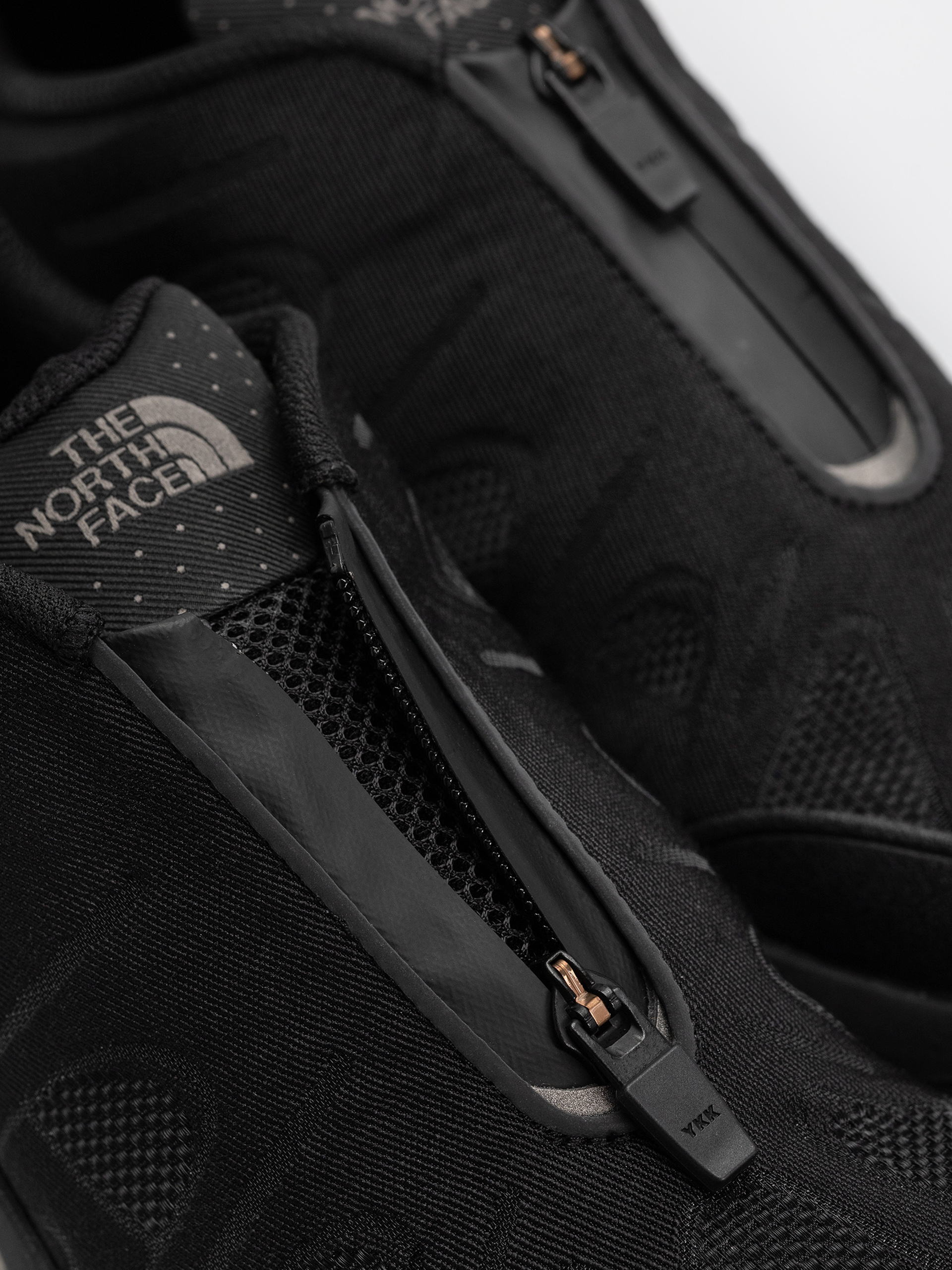 Обувки The North Face Hedgehog 06 Rvst Speed (tnf black/tnf black)