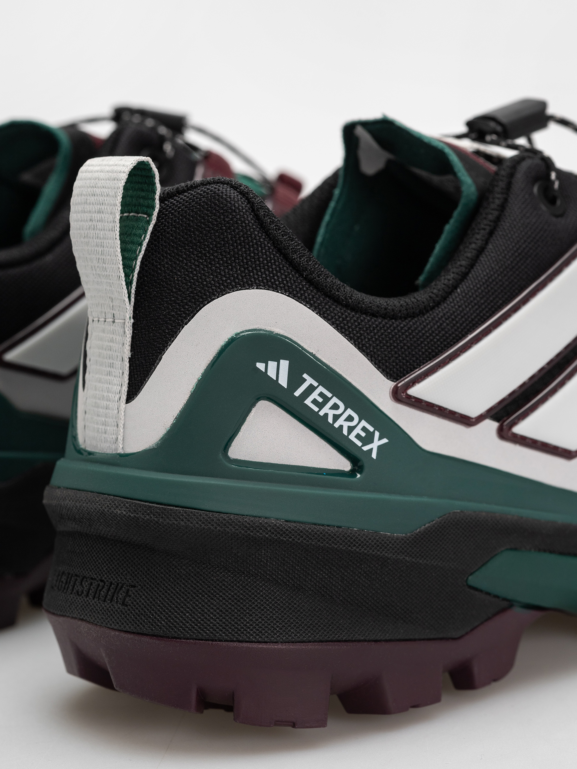 Обувки adidas Terrex Skychaser Gt (cblack/greone/cgreen)