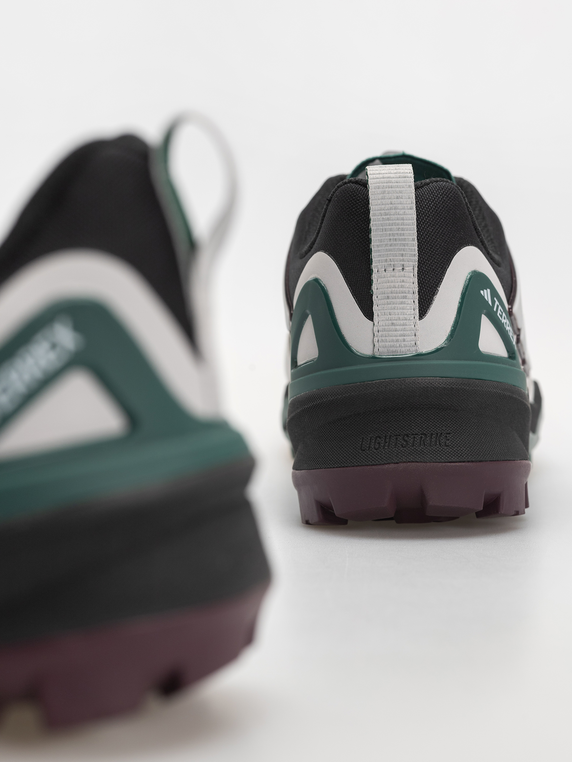 Обувки adidas Terrex Skychaser Gt (cblack/greone/cgreen)