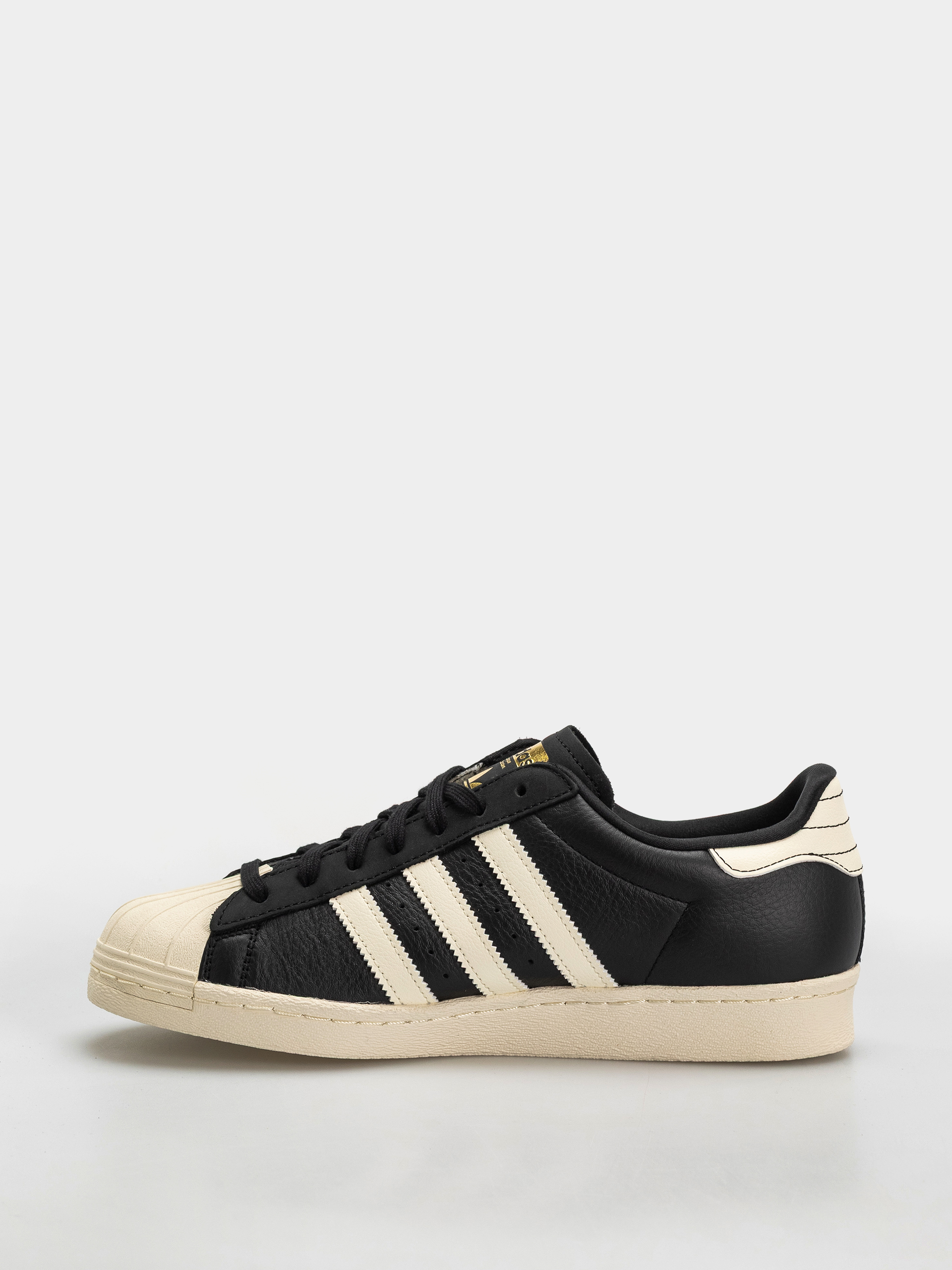 Обувки adidas Superstar 80 Adv (cblack/crewht/goldmt)