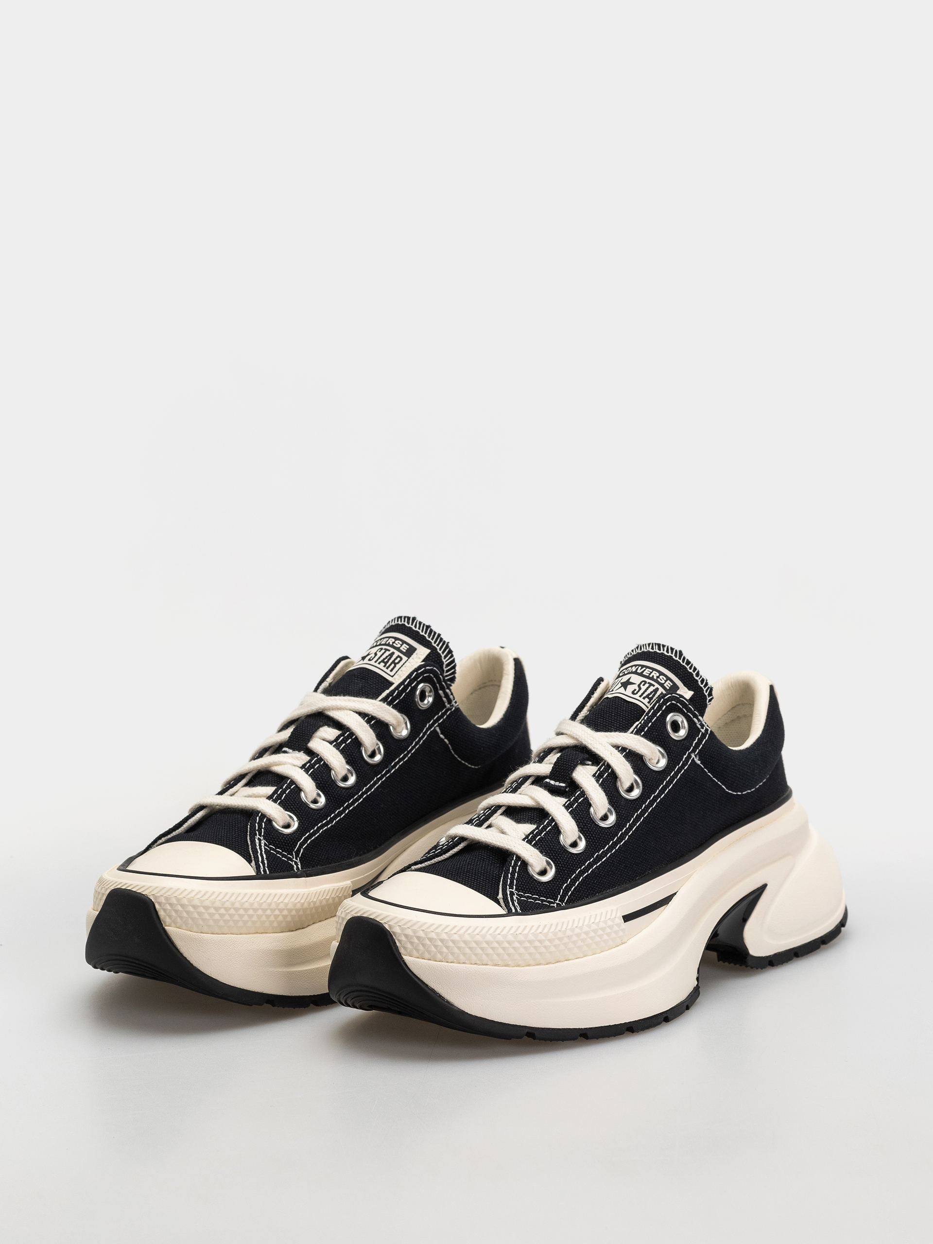 Обувки Converse Run Star Crush Ox Wmn (black/egret/black)