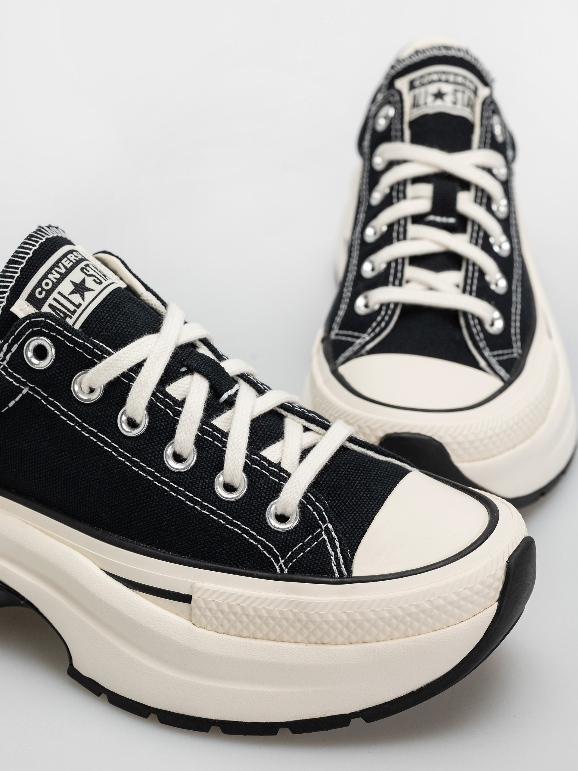 Обувки Converse Run Star Crush Ox Wmn (black/egret/black)