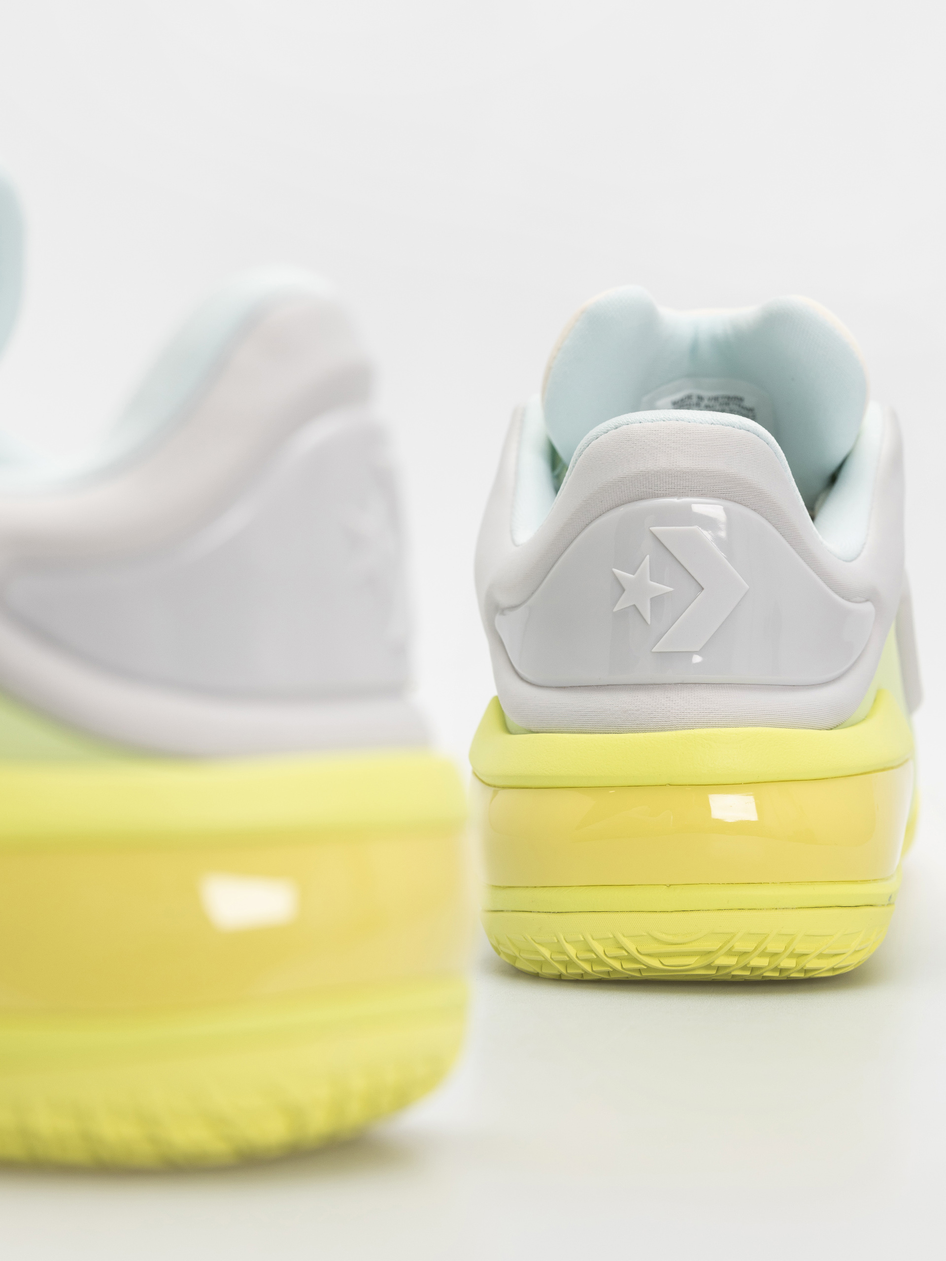 Обувки Converse Shai 001 Lace Up Ox (lime latte)