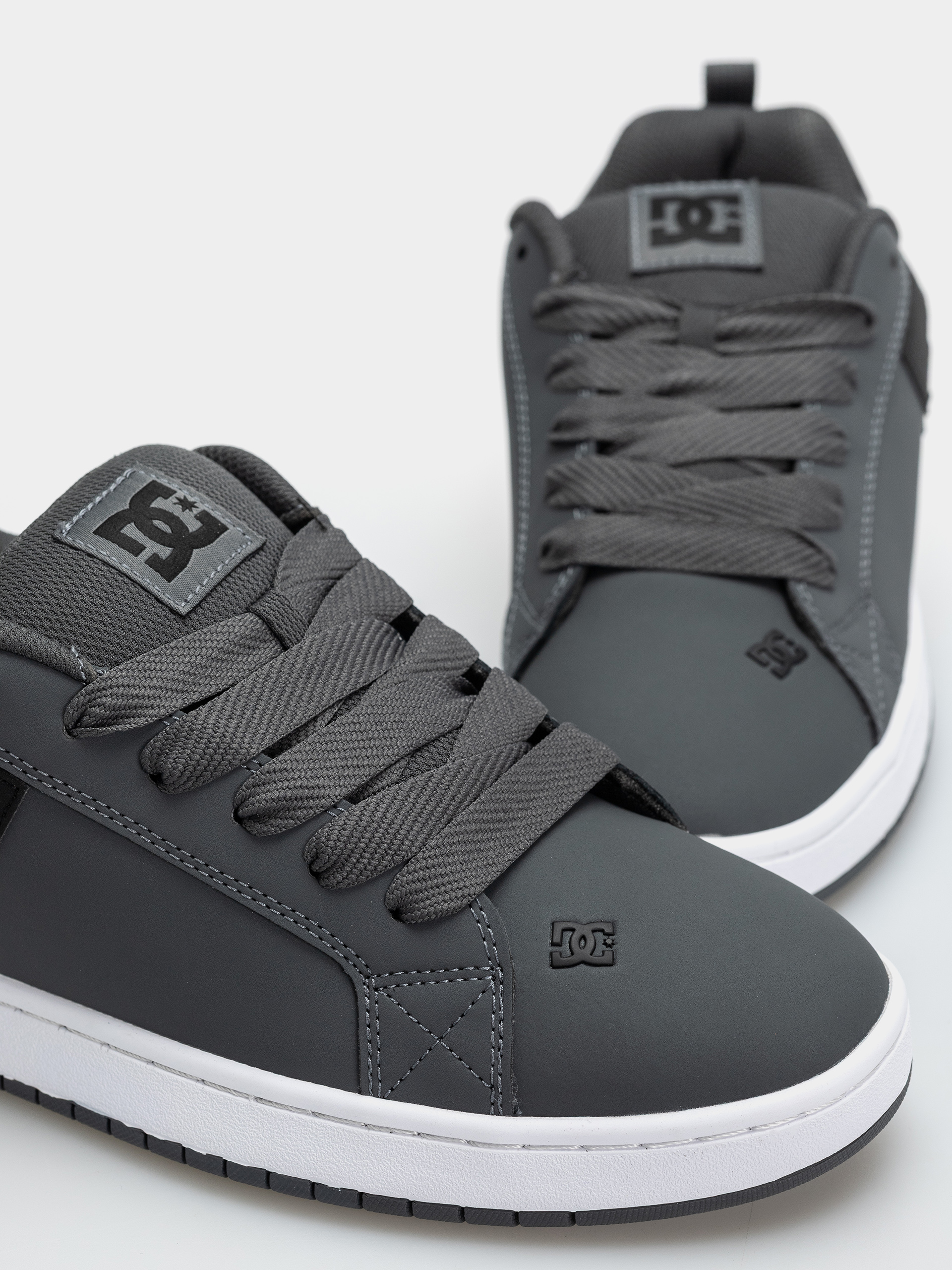 Обувки DC Court Graffik (dc grey/black/white)