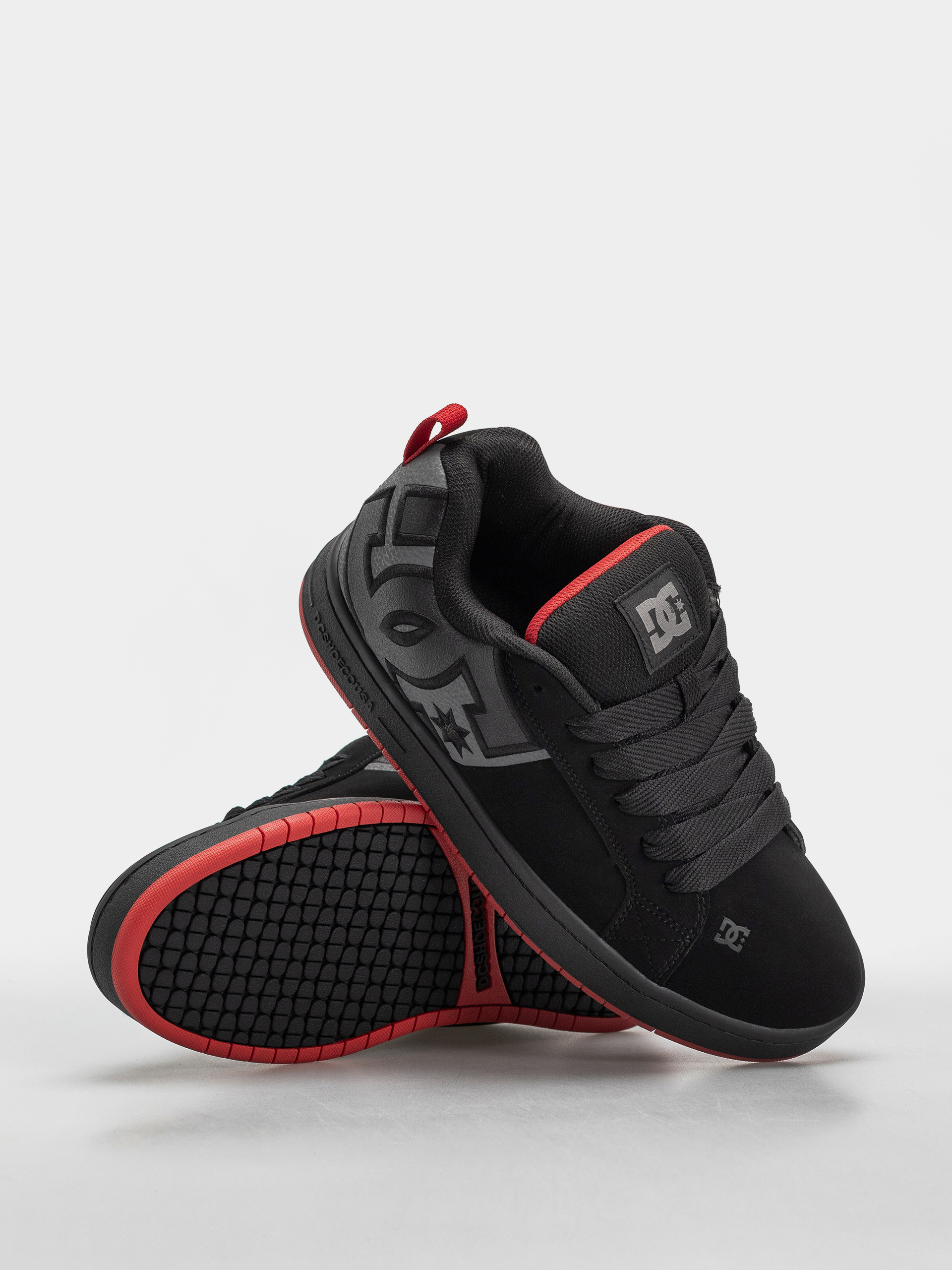 Обувки DC Court Graffik (black/grey/red)