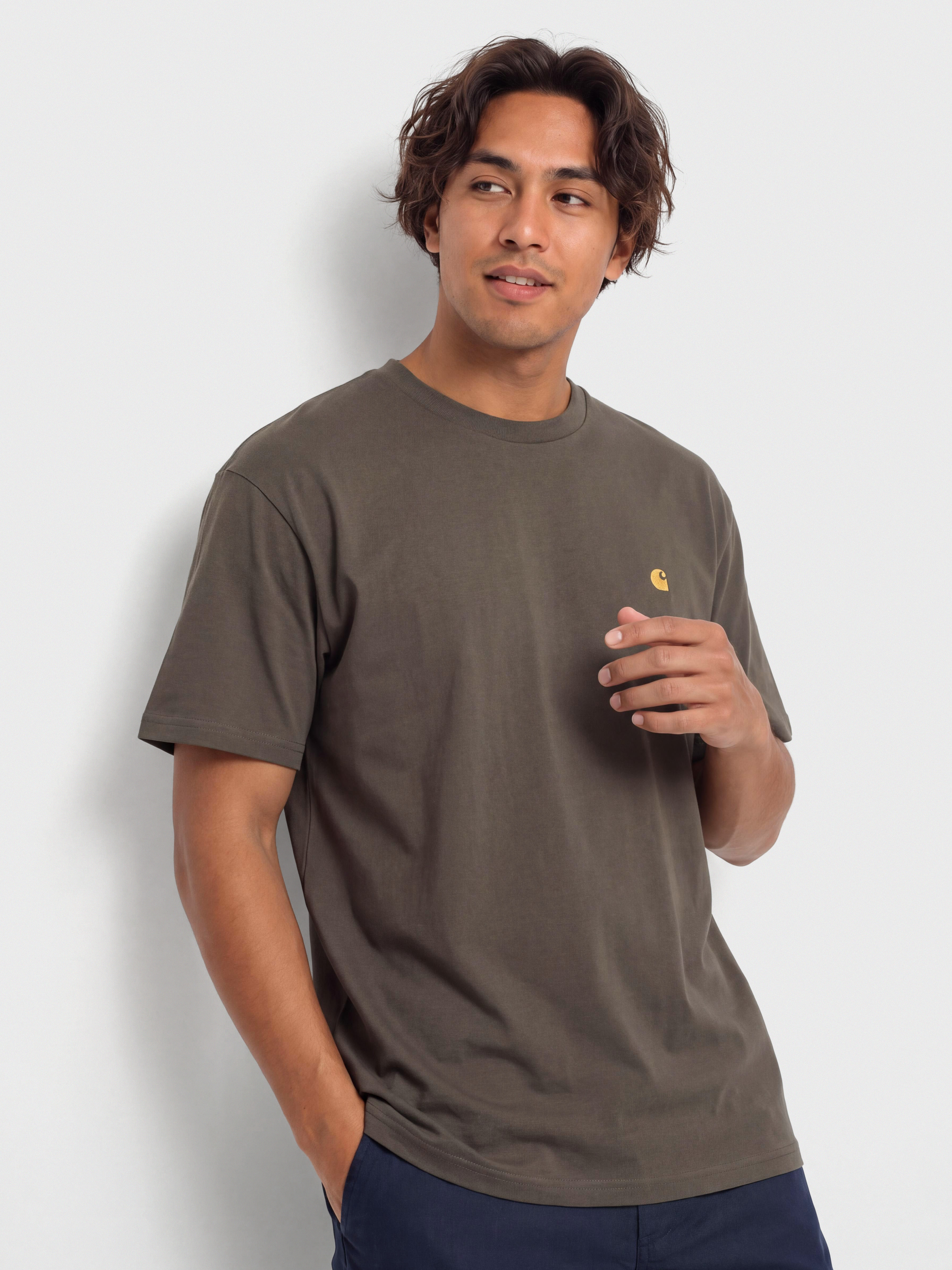 Тениска Carhartt WIP Chase (shungite/gold)