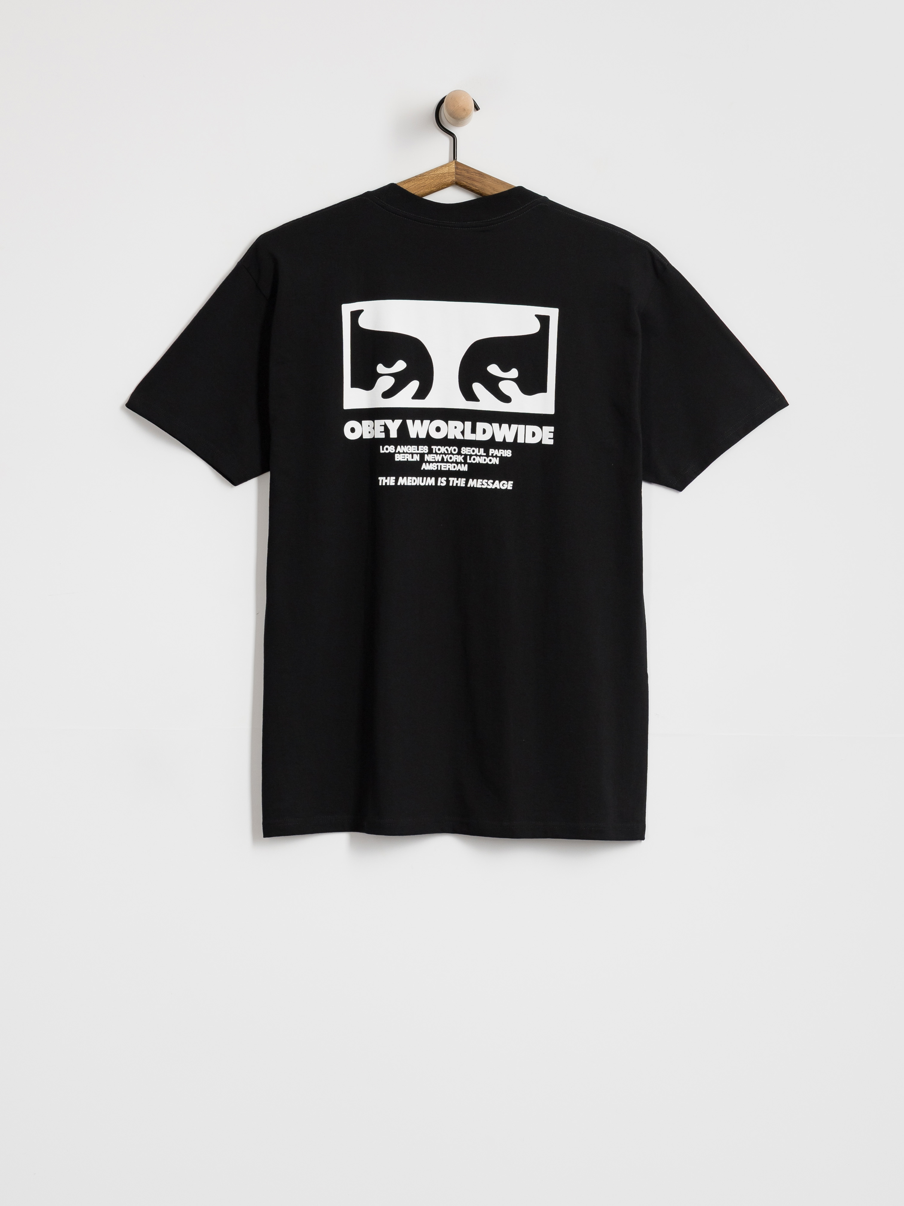 Тениска OBEY The Medium Is The Message (black)