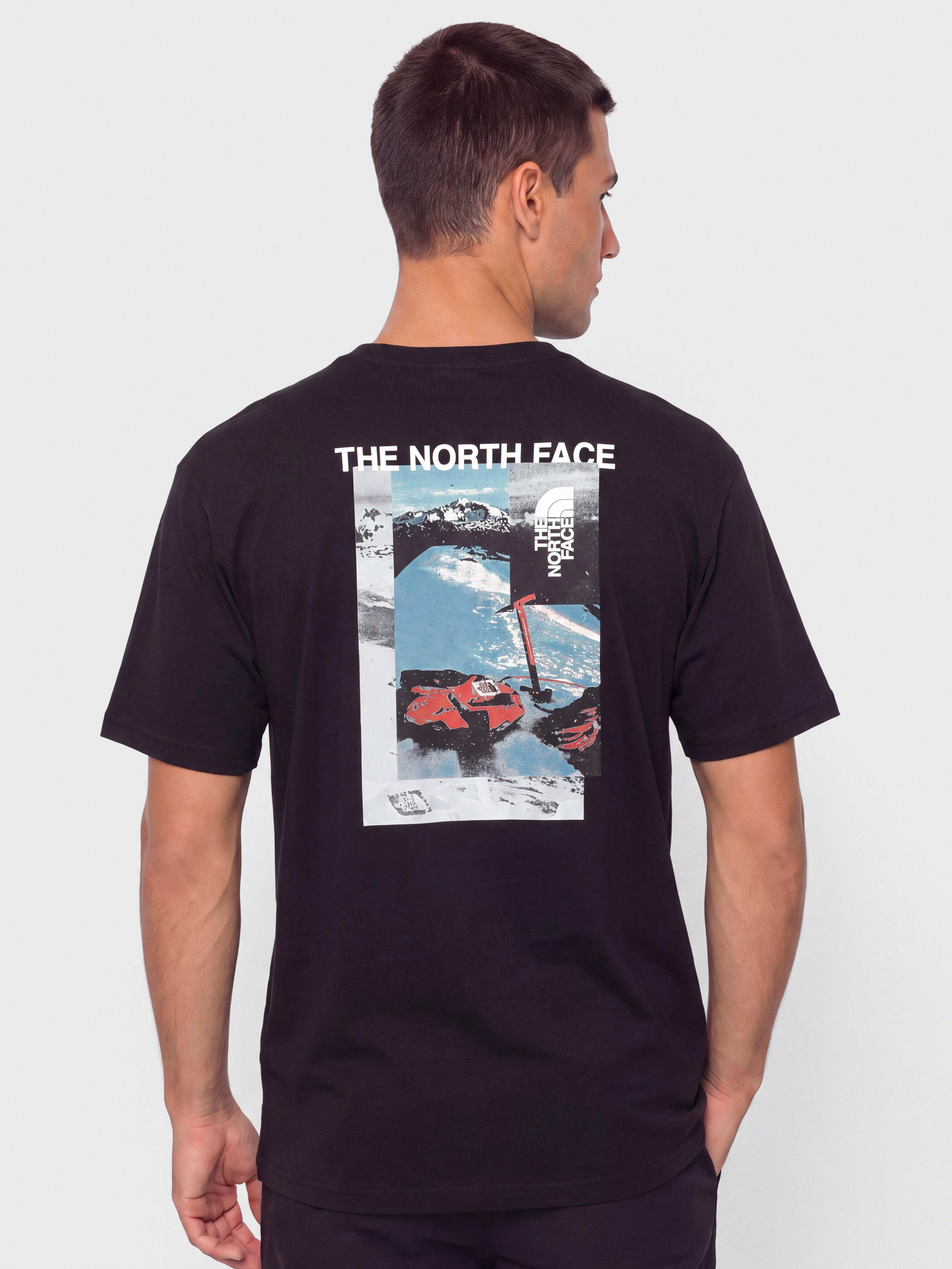 Тениска The North Face Apex '75 Collage Relaxed (tnf black)
