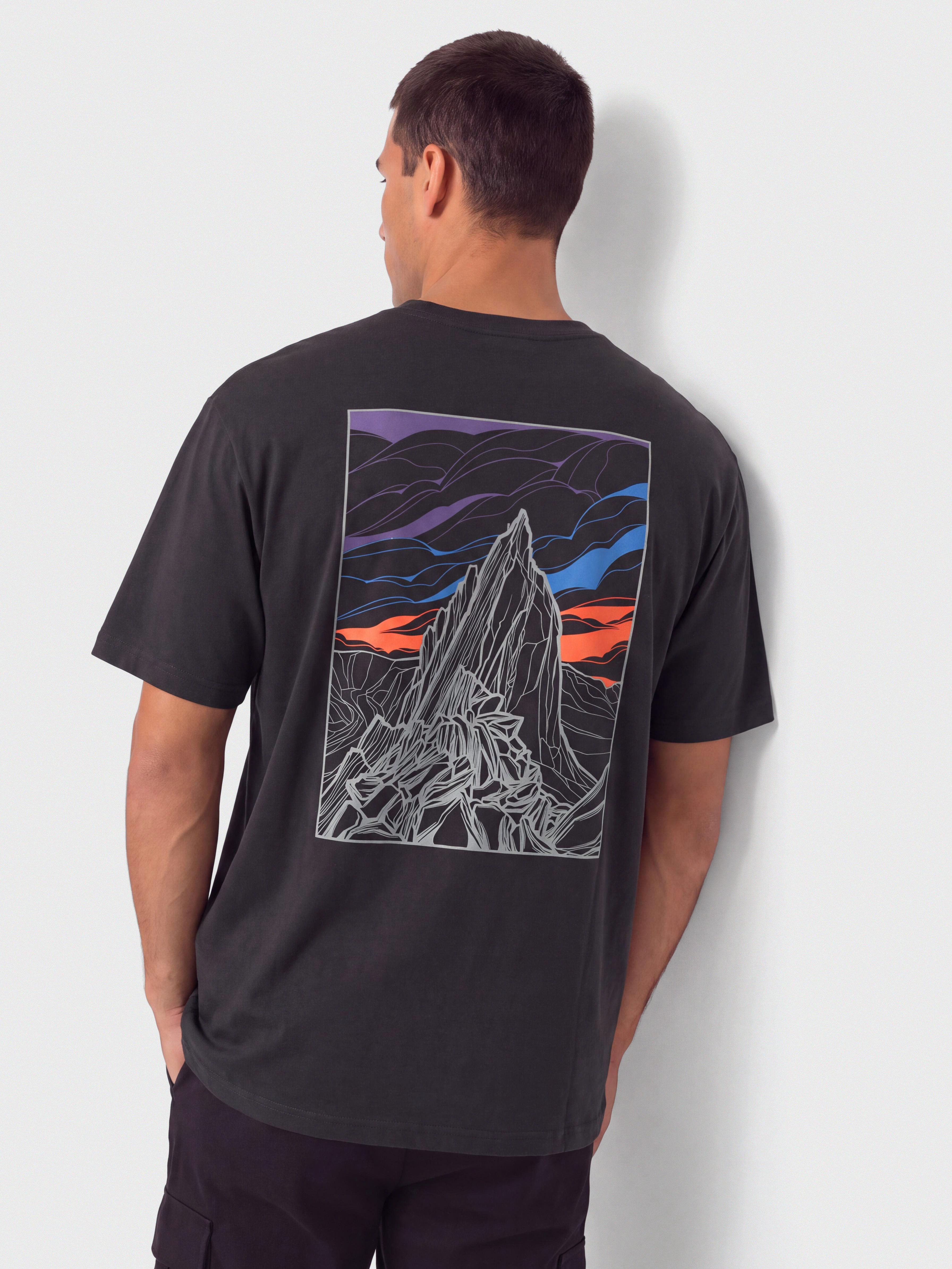 Тениска Patagonia Cloud Crag (ink black)